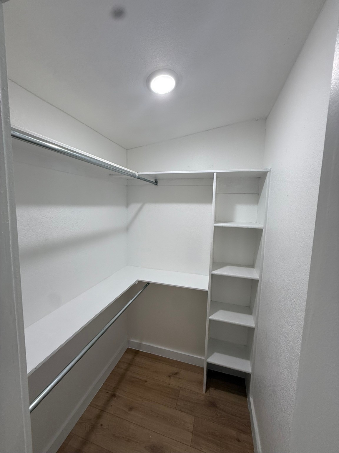 8805 Mid Haven Circle