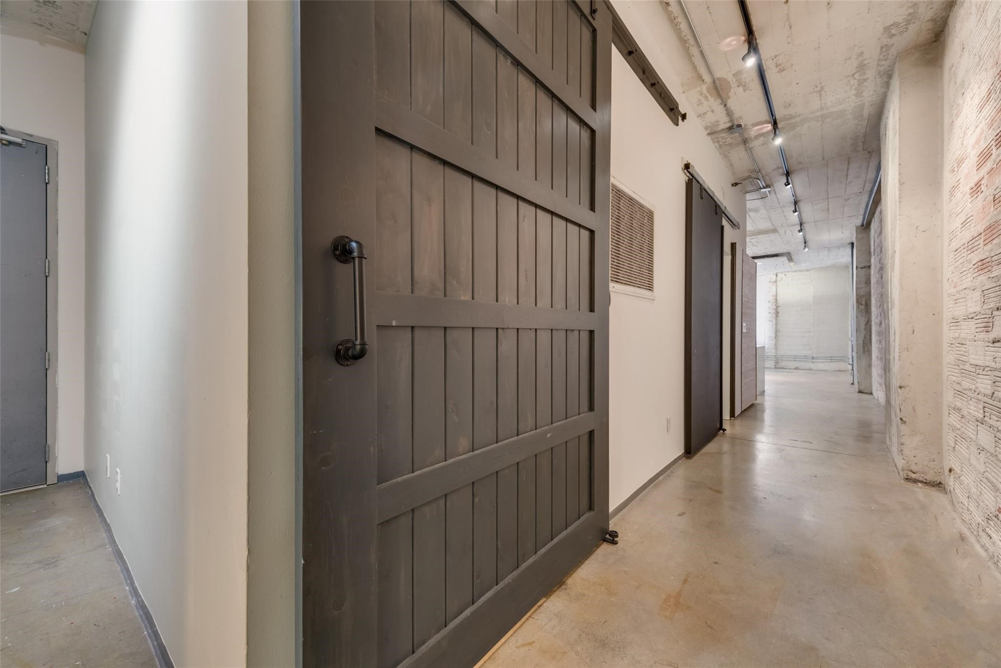 1122 Jackson Street 420