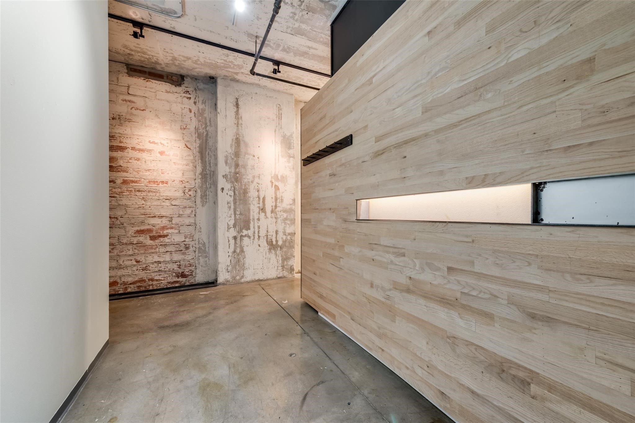 1122 Jackson Street 420