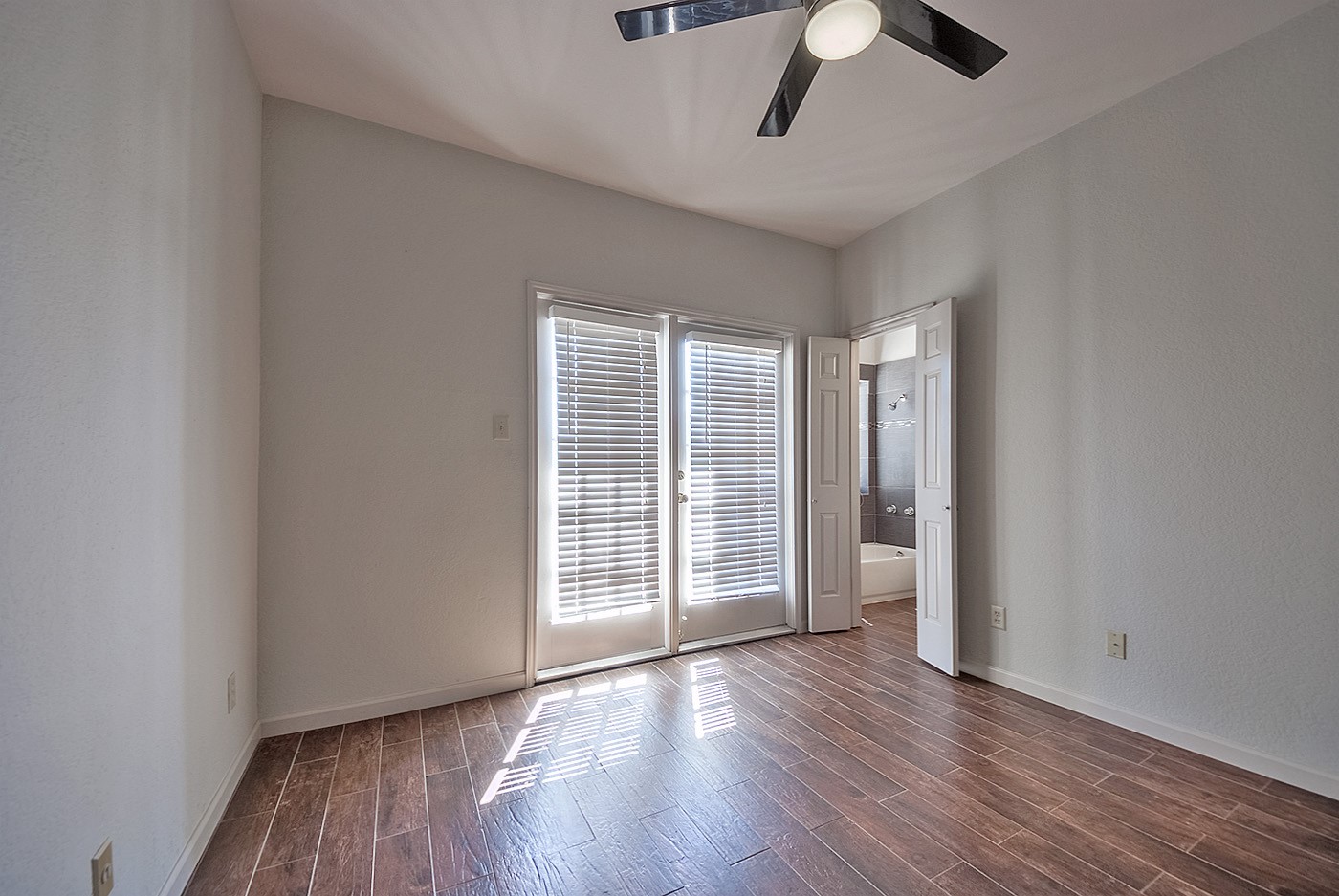 4800 W Lovers Lane 516