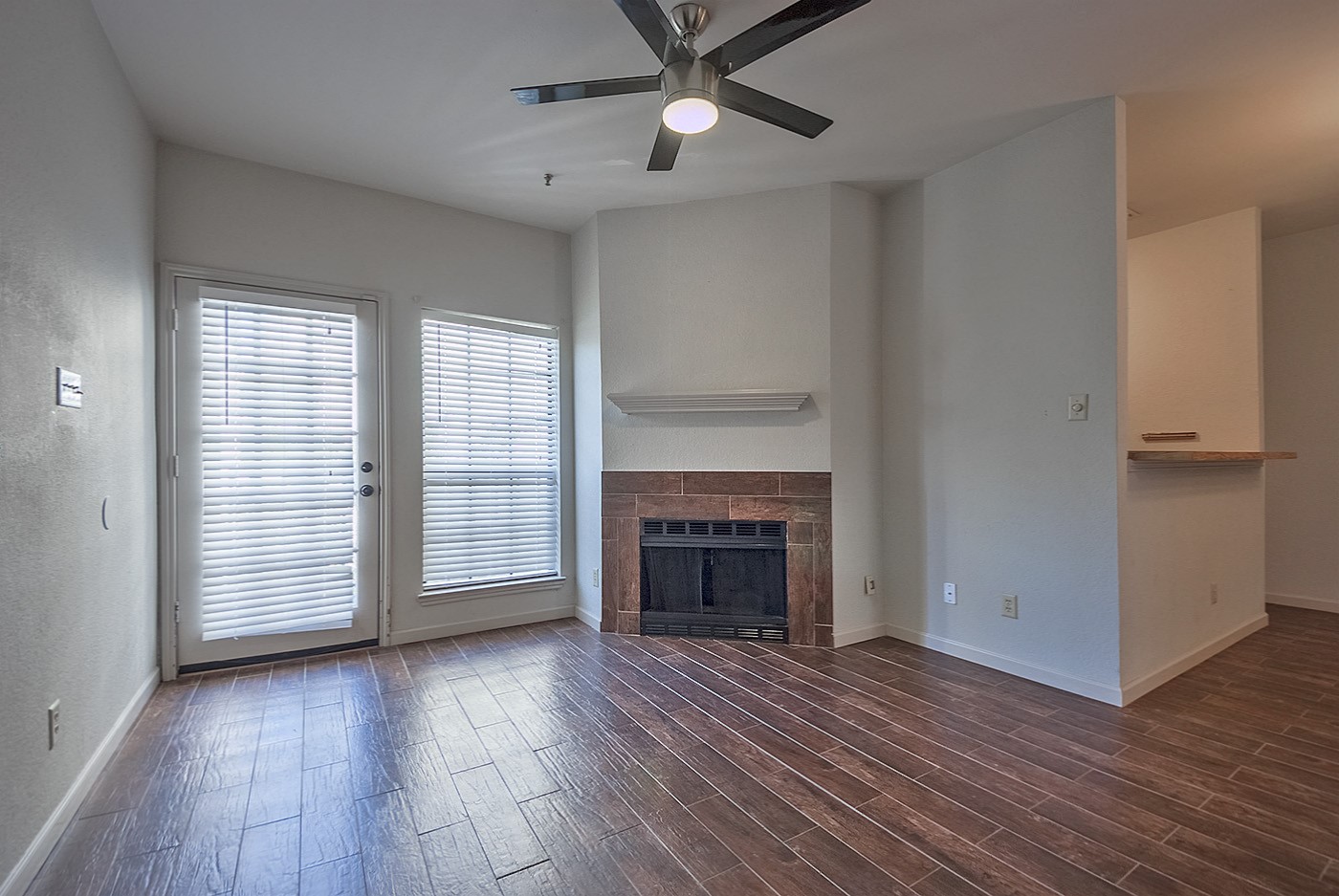 4800 W Lovers Lane 516