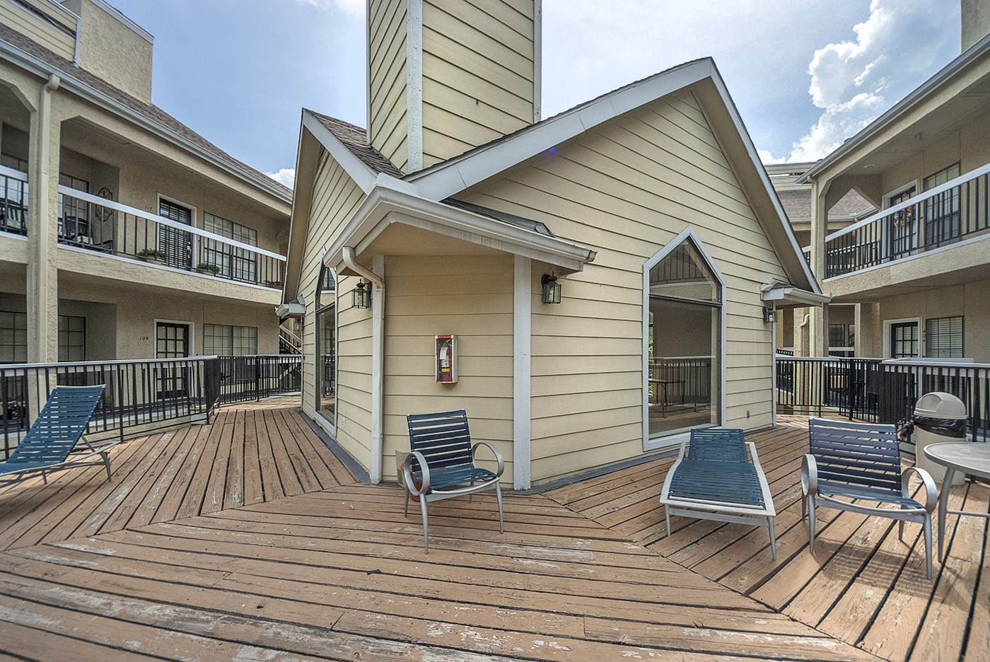 4800 W Lovers Lane 516