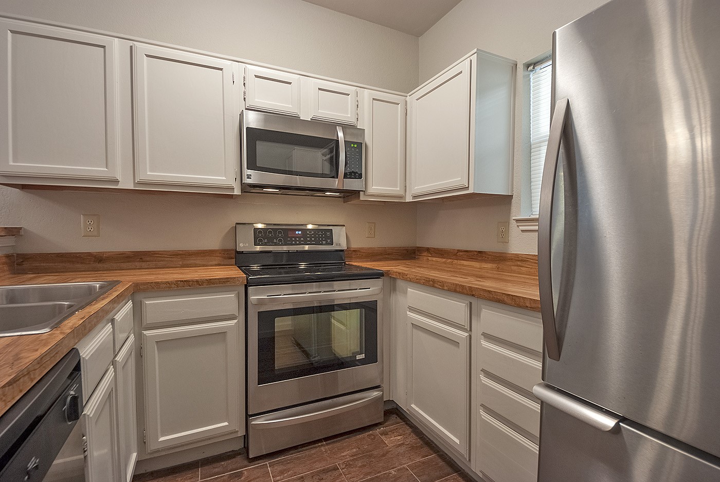 4800 W Lovers Lane 516