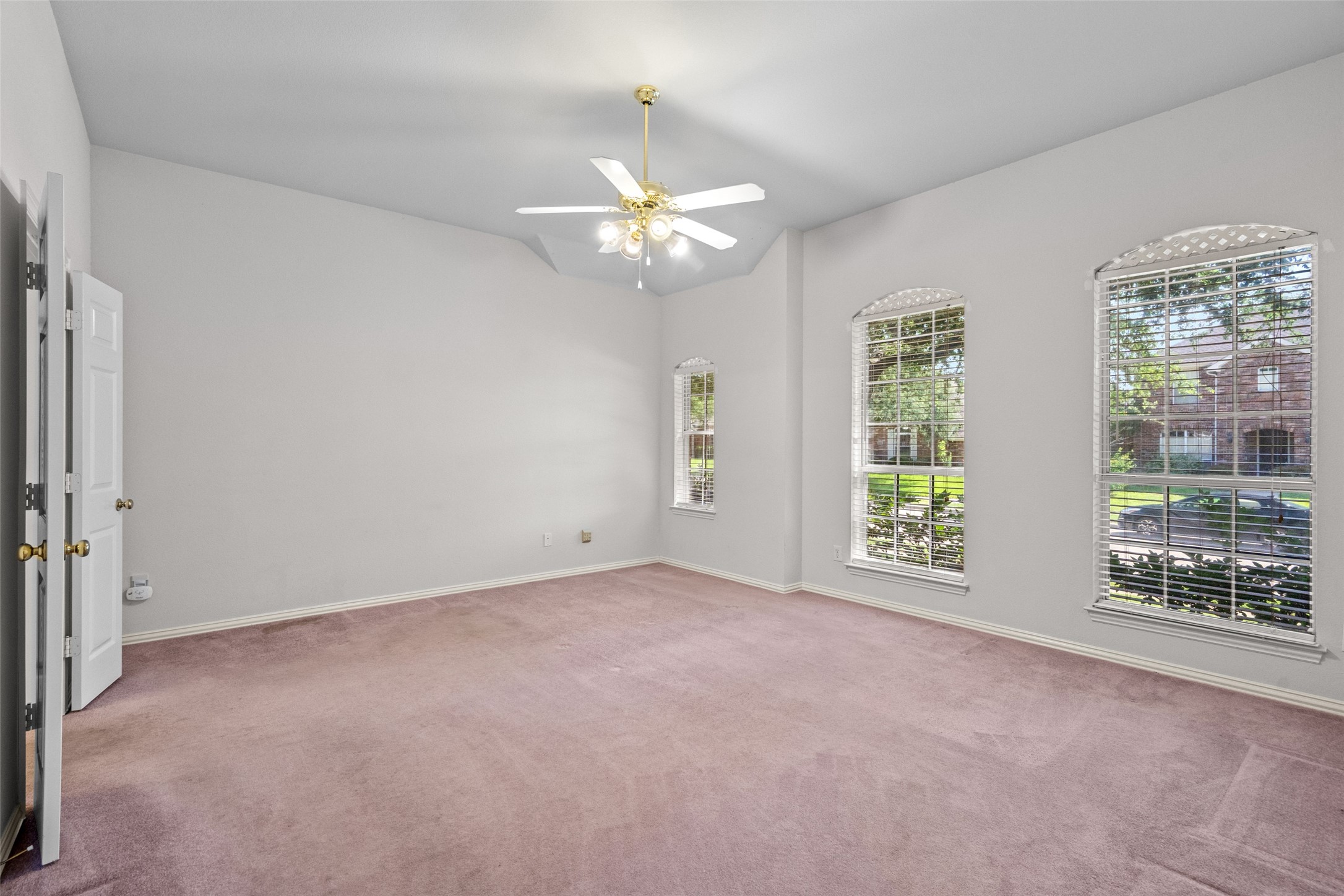 8709 Hartford Drive