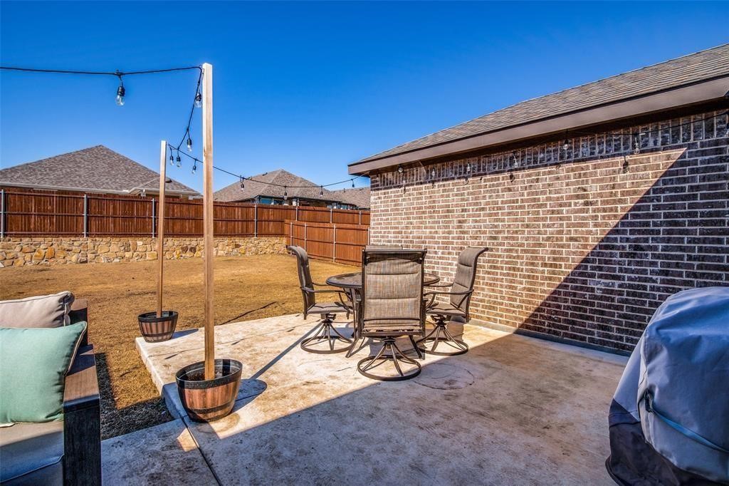 2526 Brookside Drive