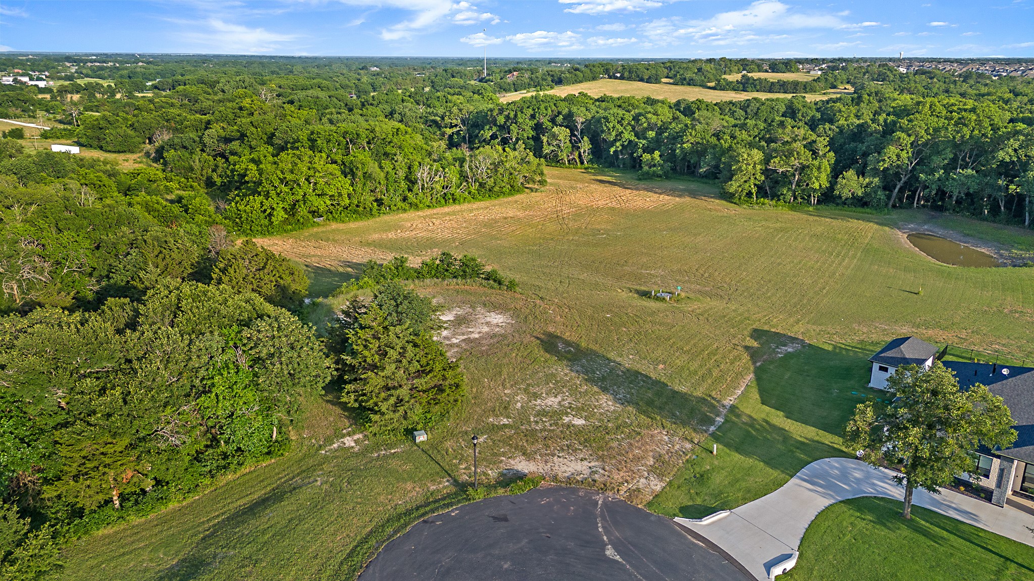 B-45R2 Lake Breeze Drive