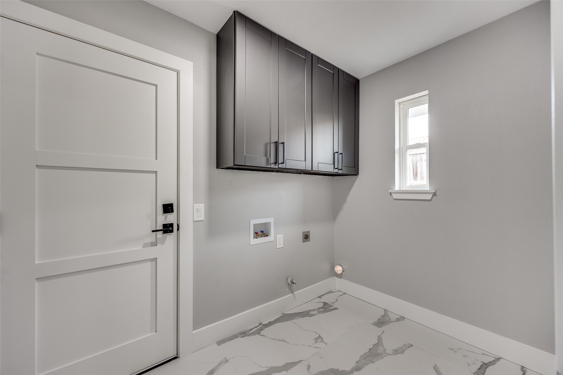 2913 Roundrock Trail