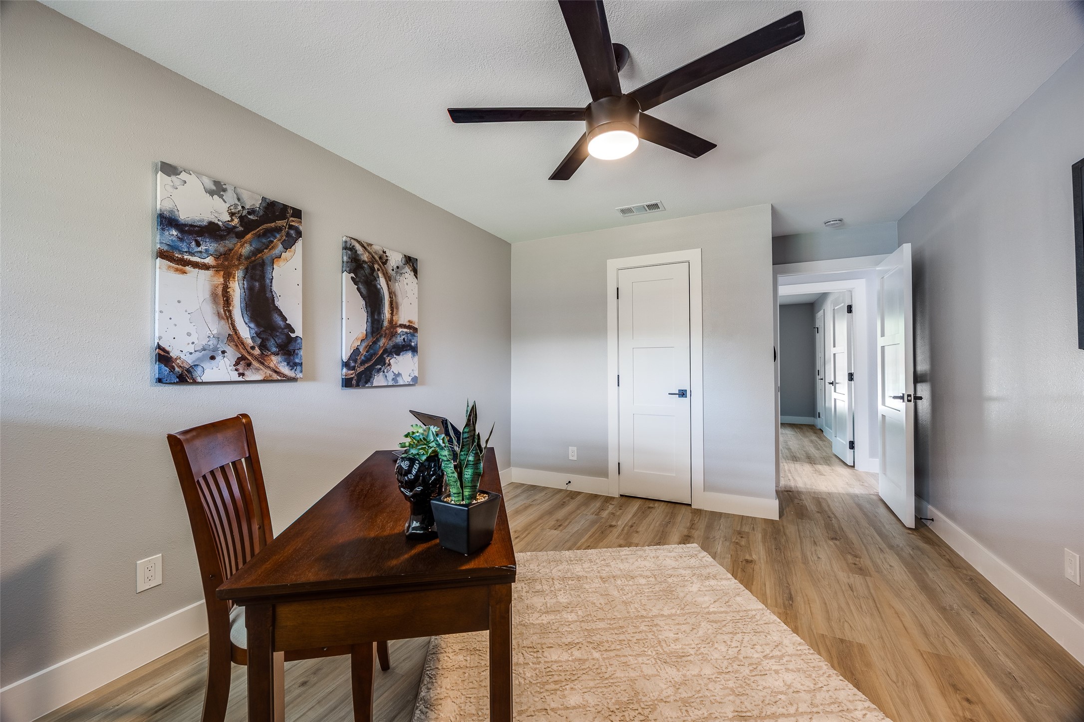 2913 Roundrock Trail