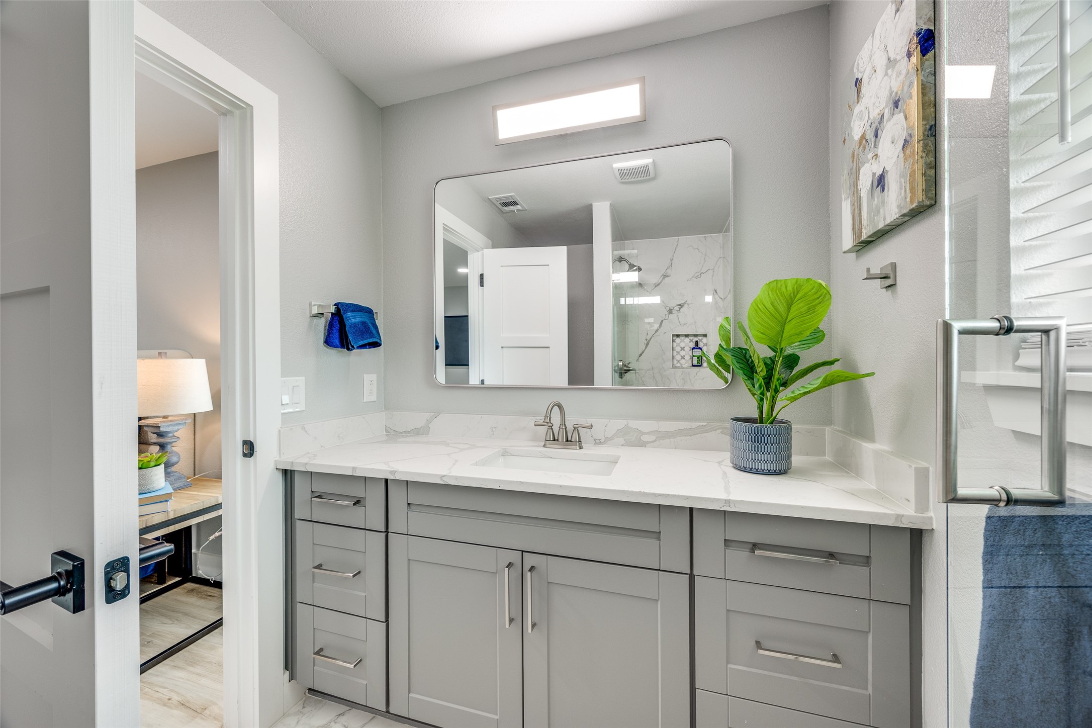 2913 Roundrock Trail