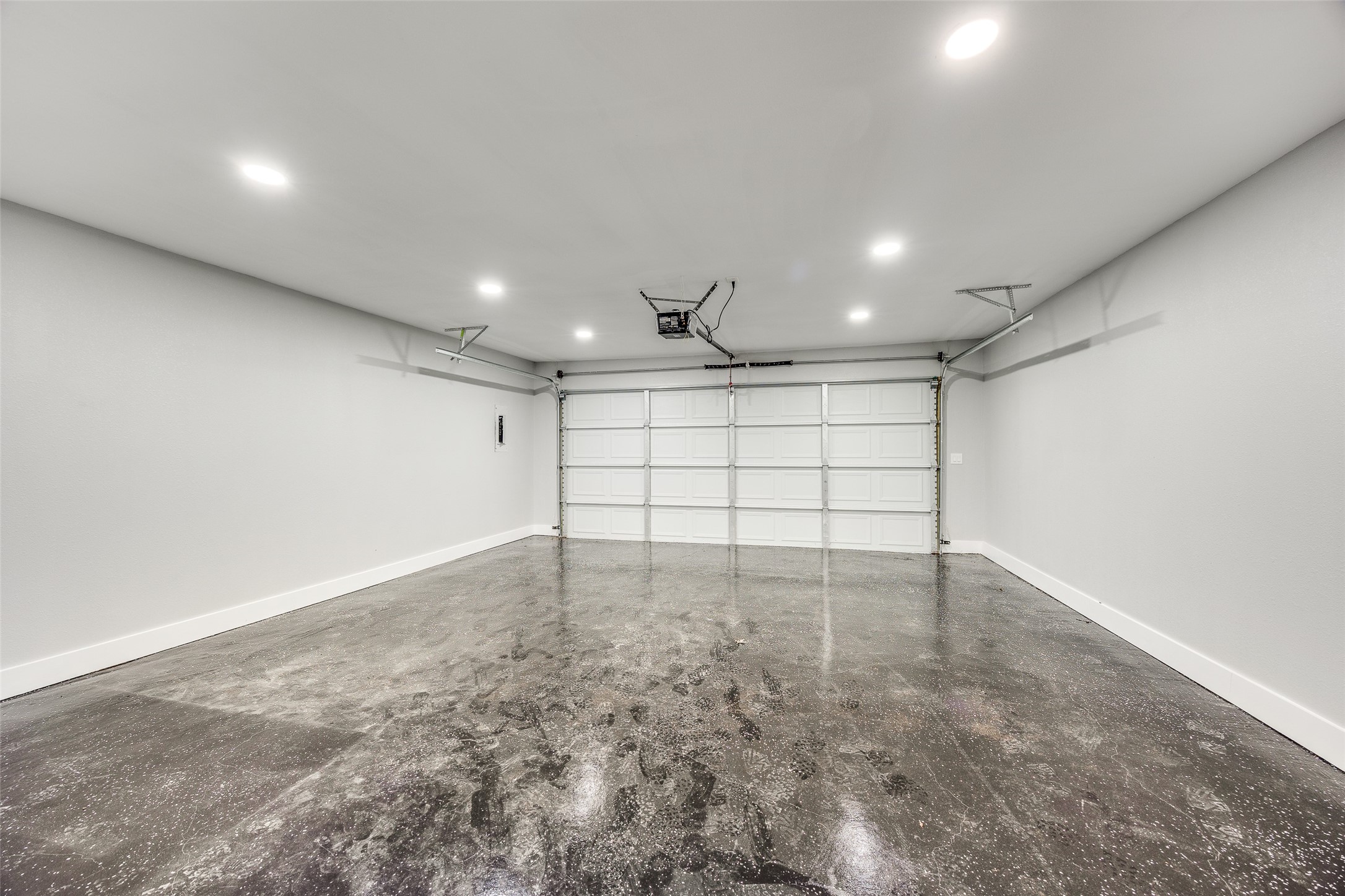 2913 Roundrock Trail