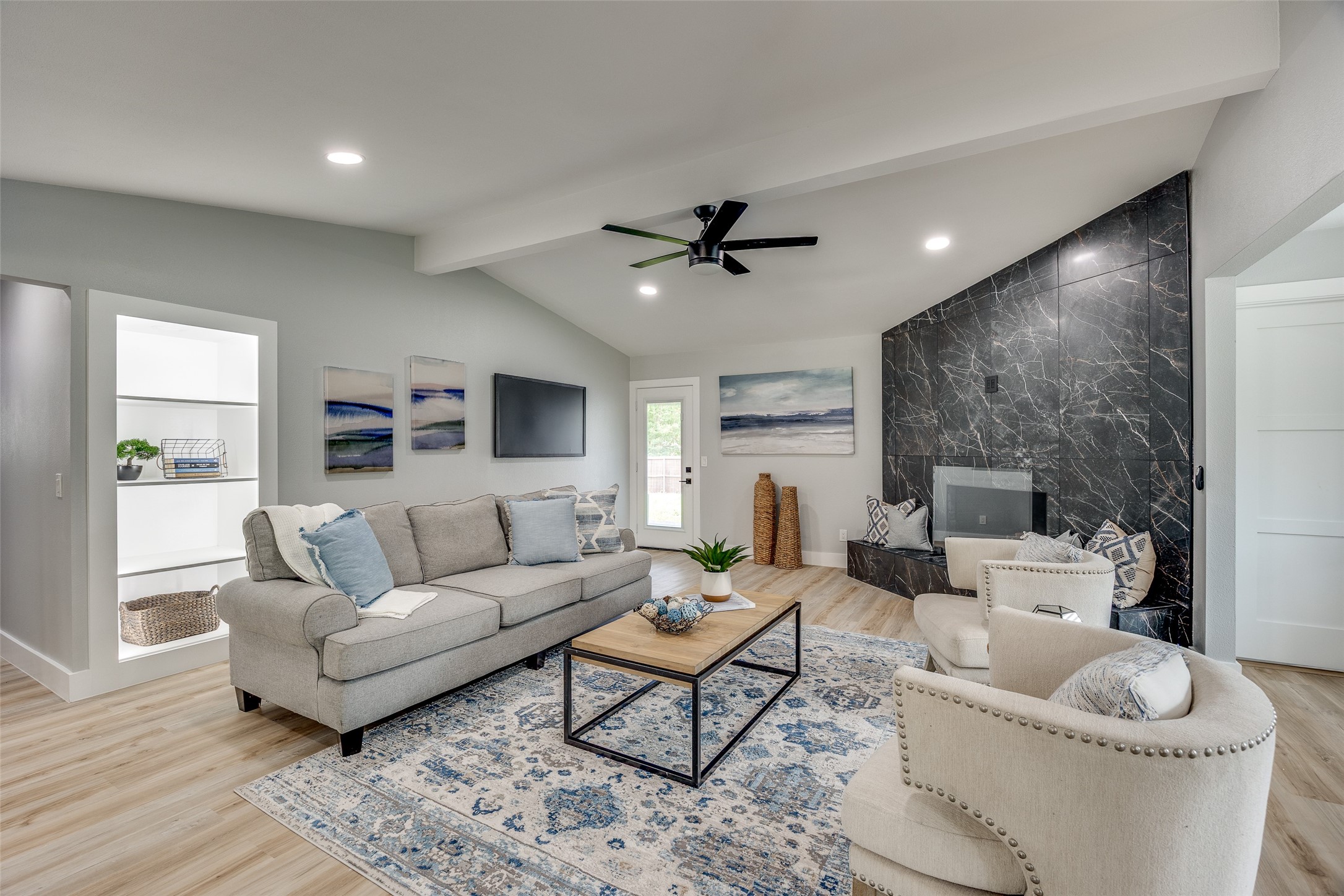 2913 Roundrock Trail