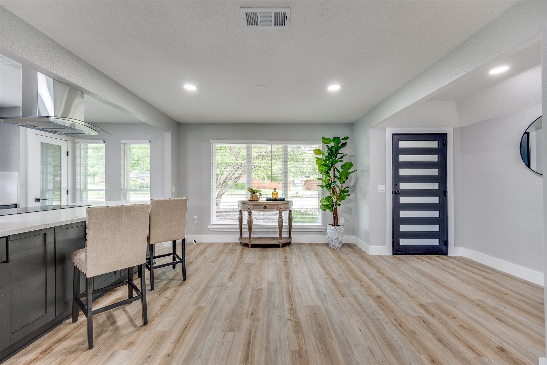 2913 Roundrock Trail