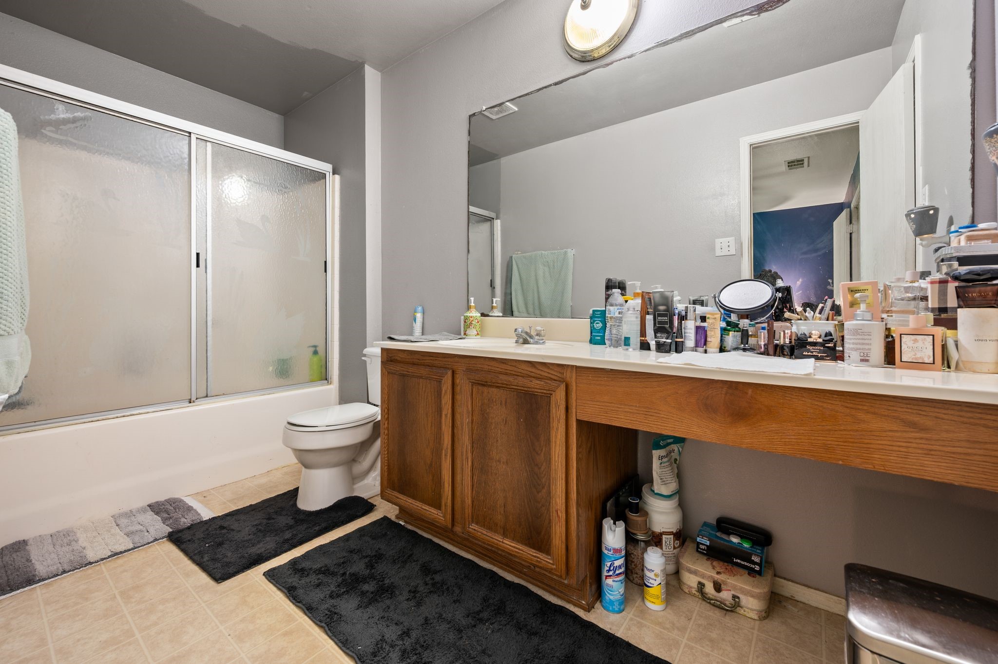 3060 Saint Nicholas Drive