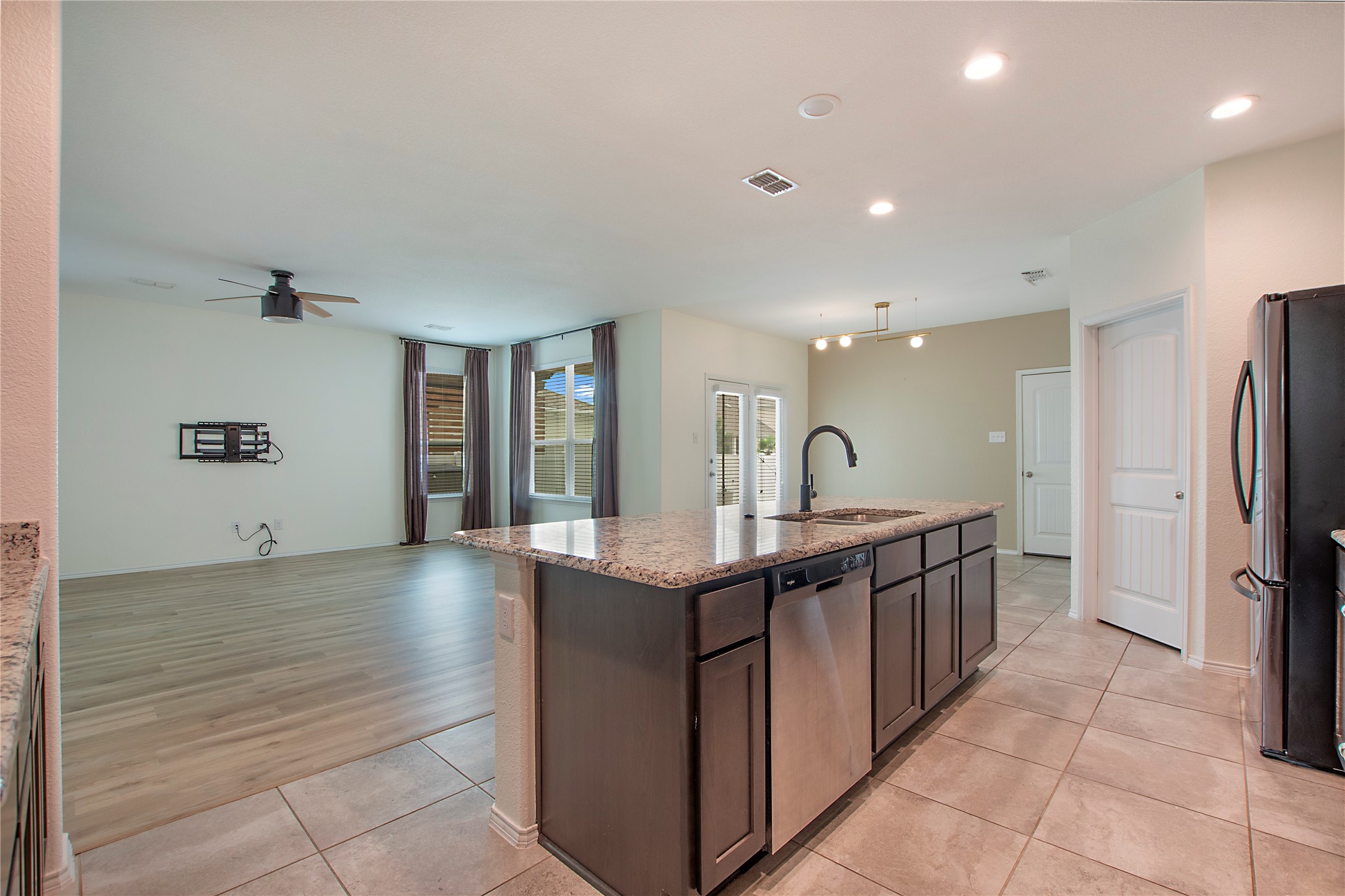 1513 Emerald Tree Place