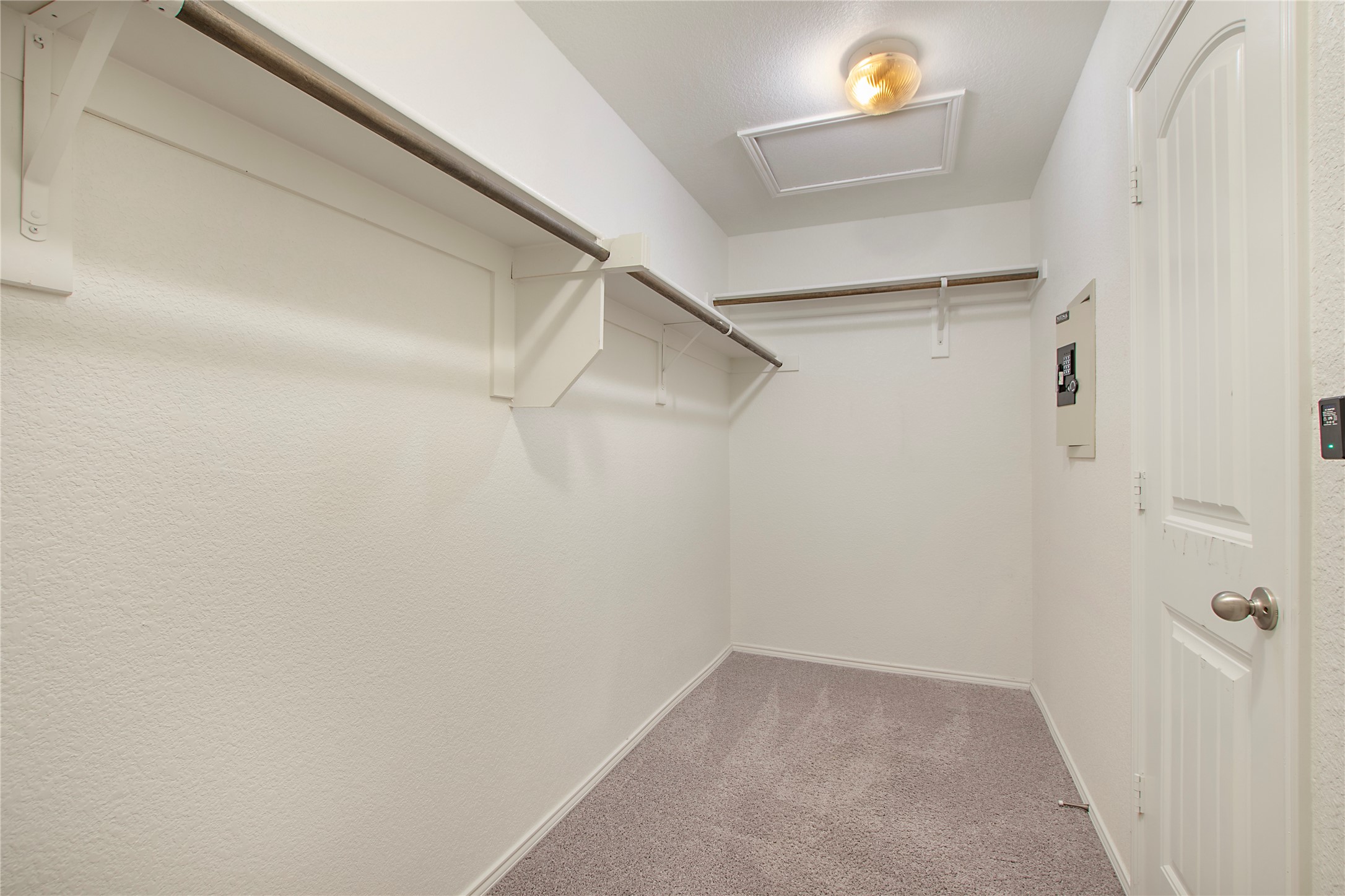 1513 Emerald Tree Place