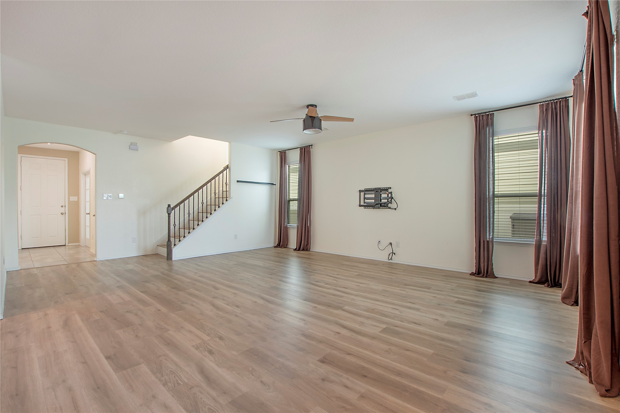 1513 Emerald Tree Place