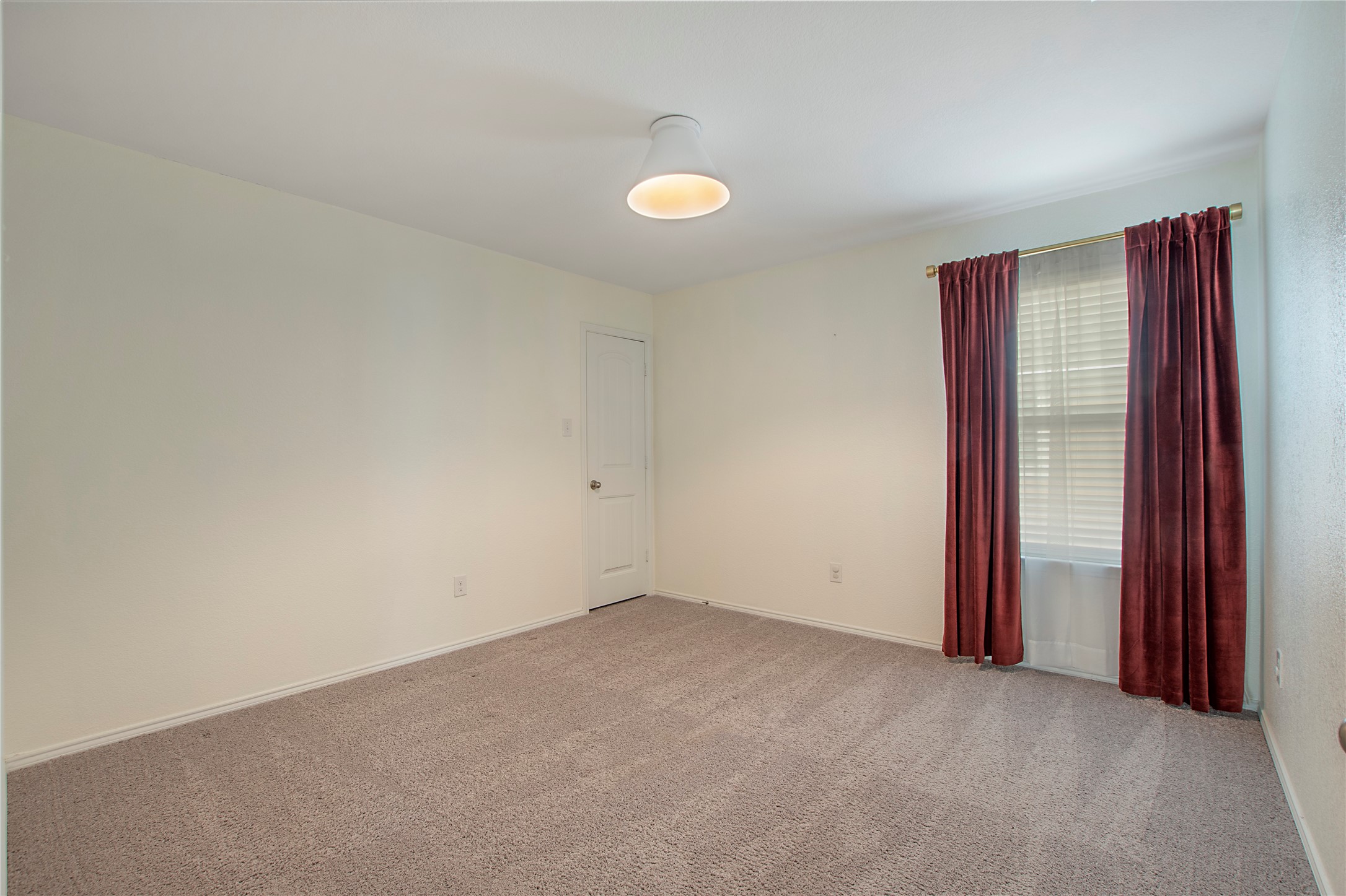 1513 Emerald Tree Place