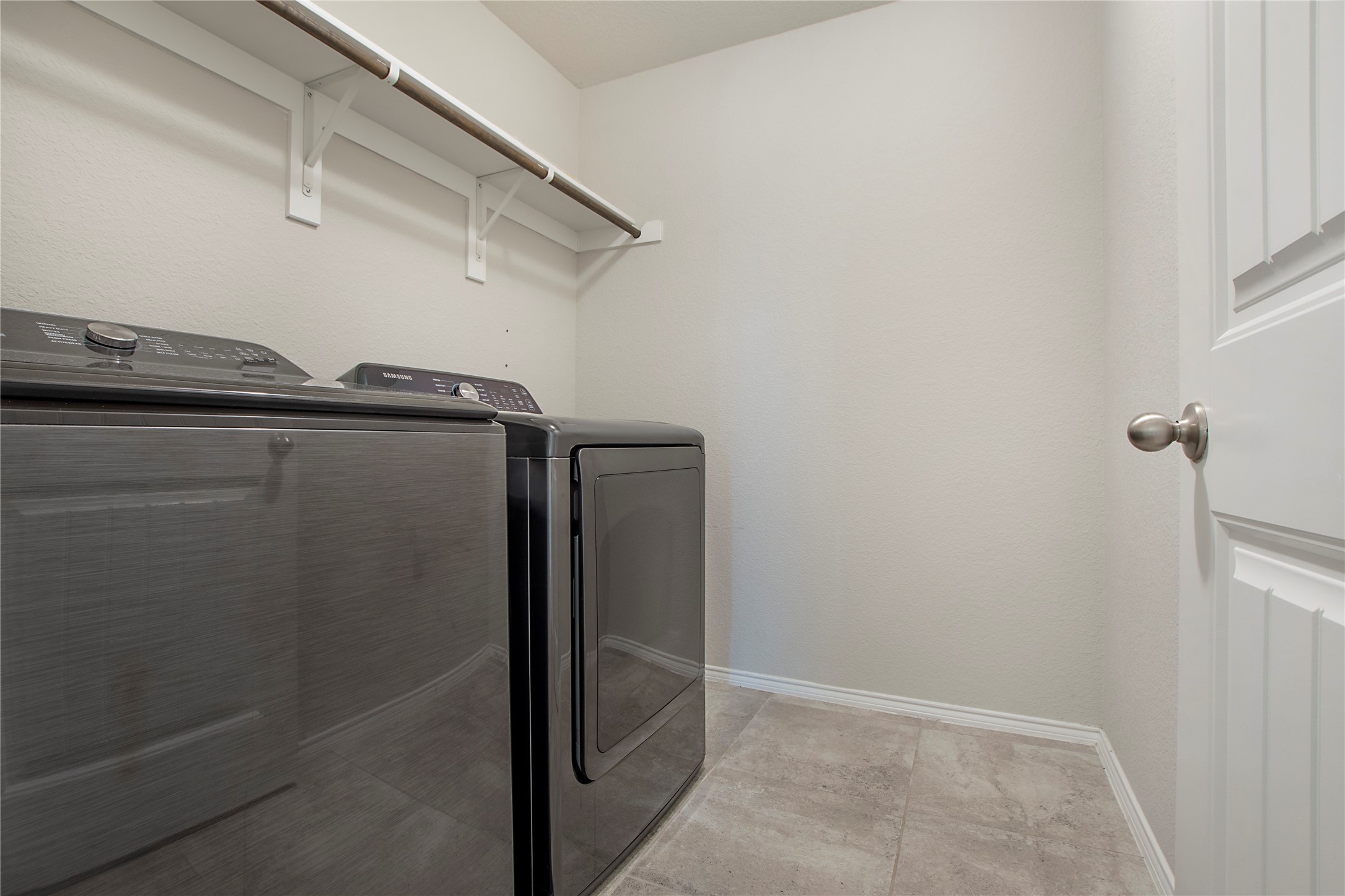 1513 Emerald Tree Place