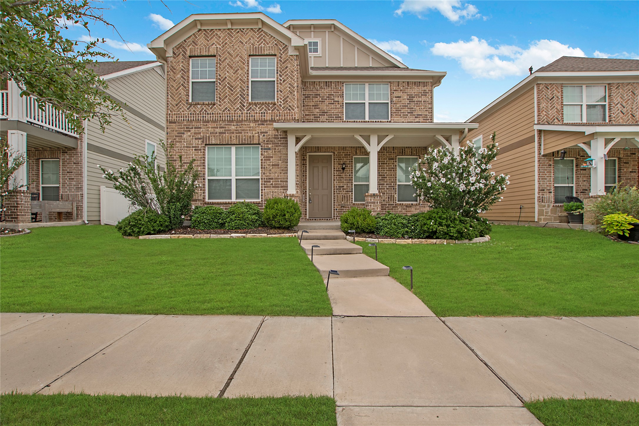 1513 Emerald Tree Place