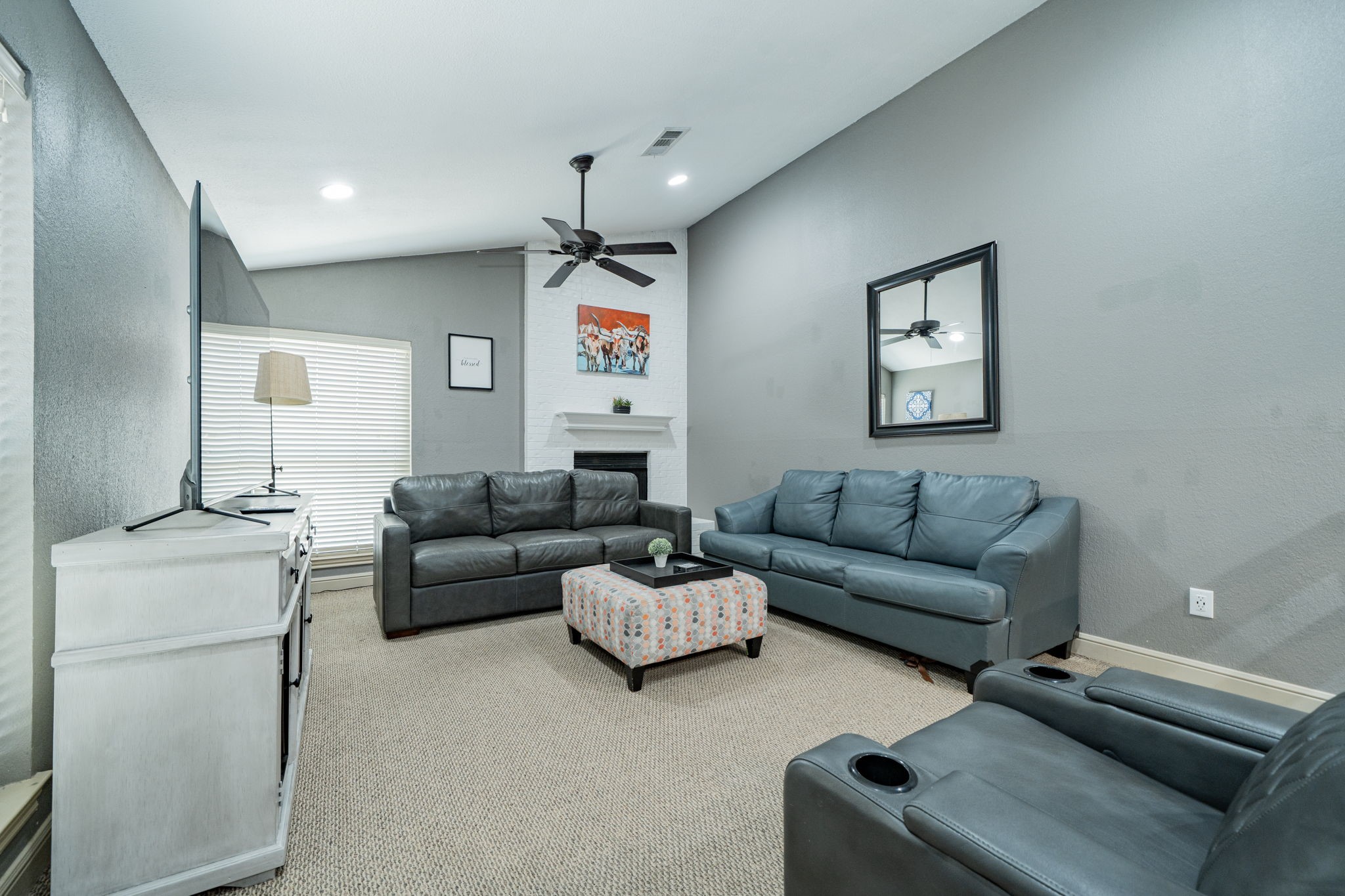 953 Cedarland Boulevard