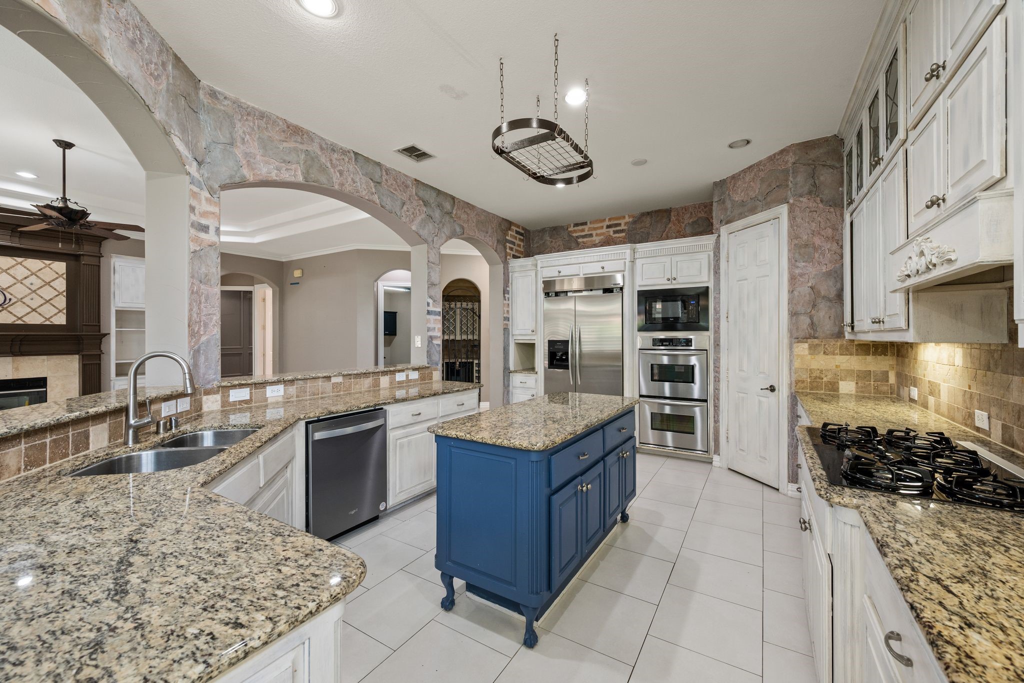 414 Copperfield Street