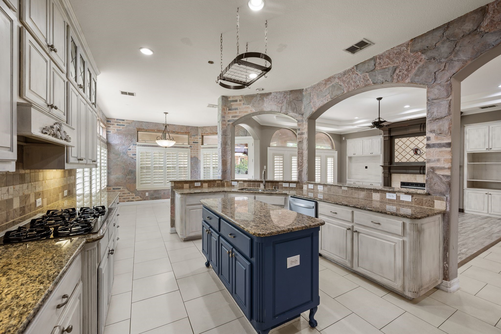 414 Copperfield Street