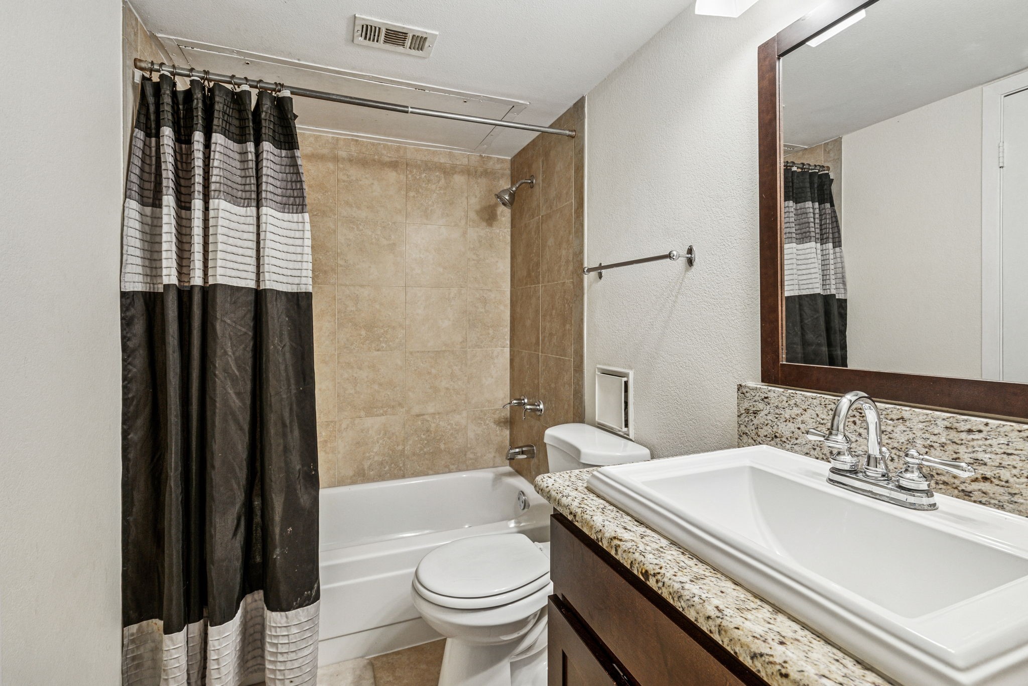 7640 W Greenway Boulevard 3D