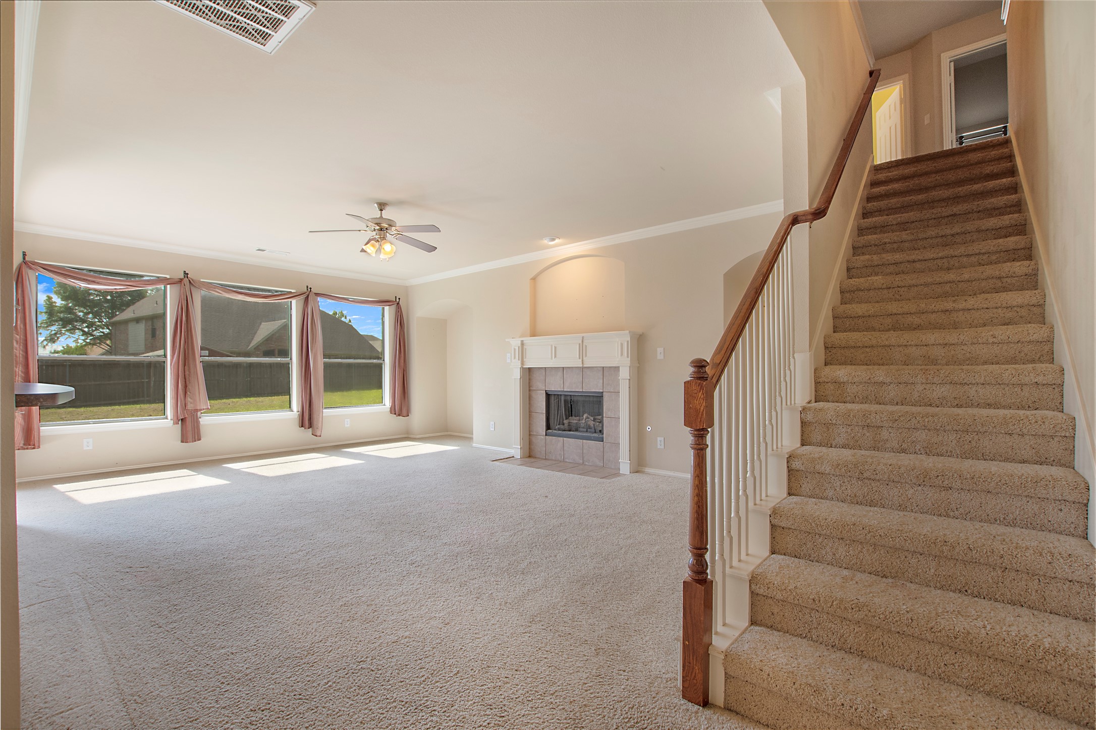 1018 Hollow Creek Drive