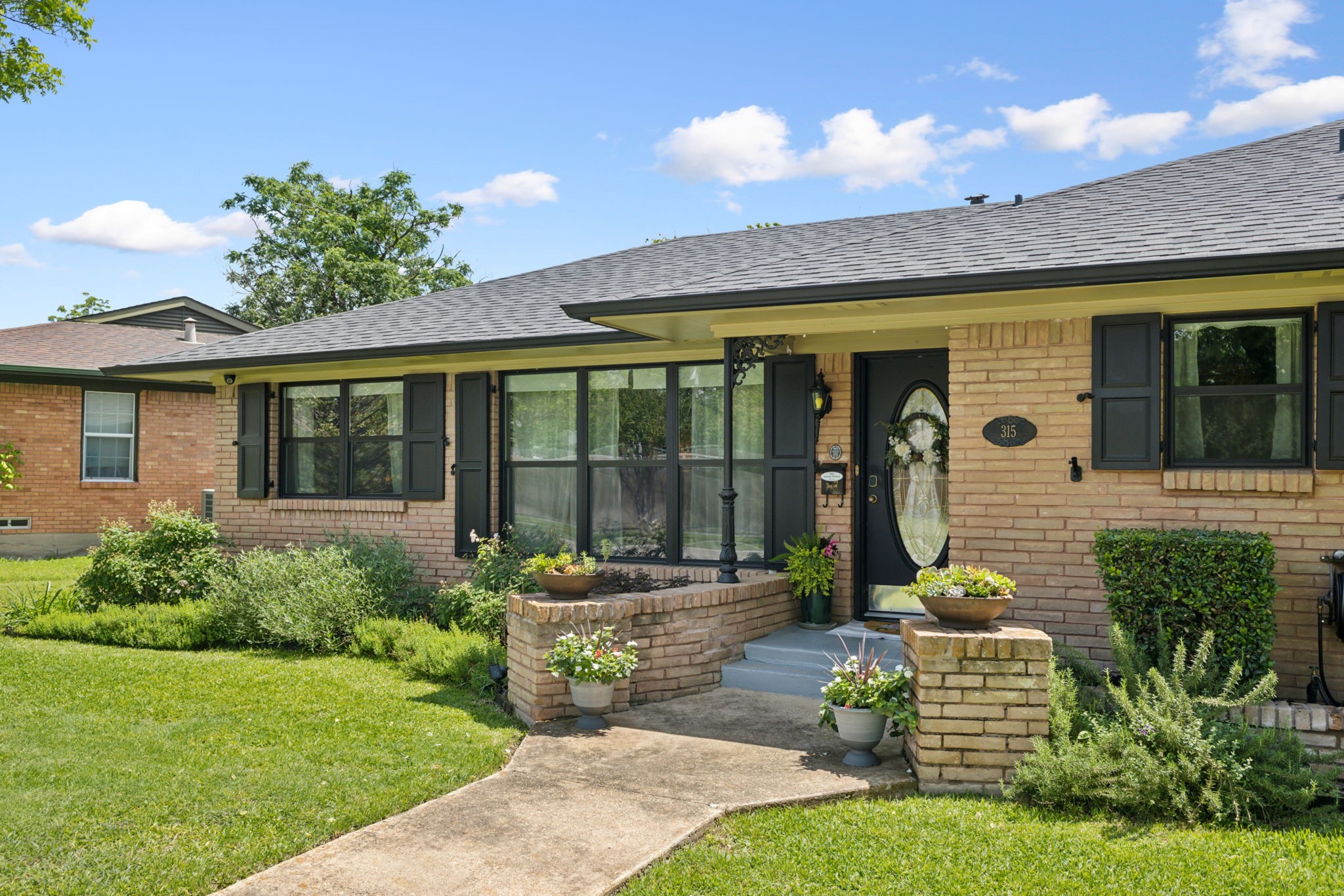 315 S Dorothy Drive