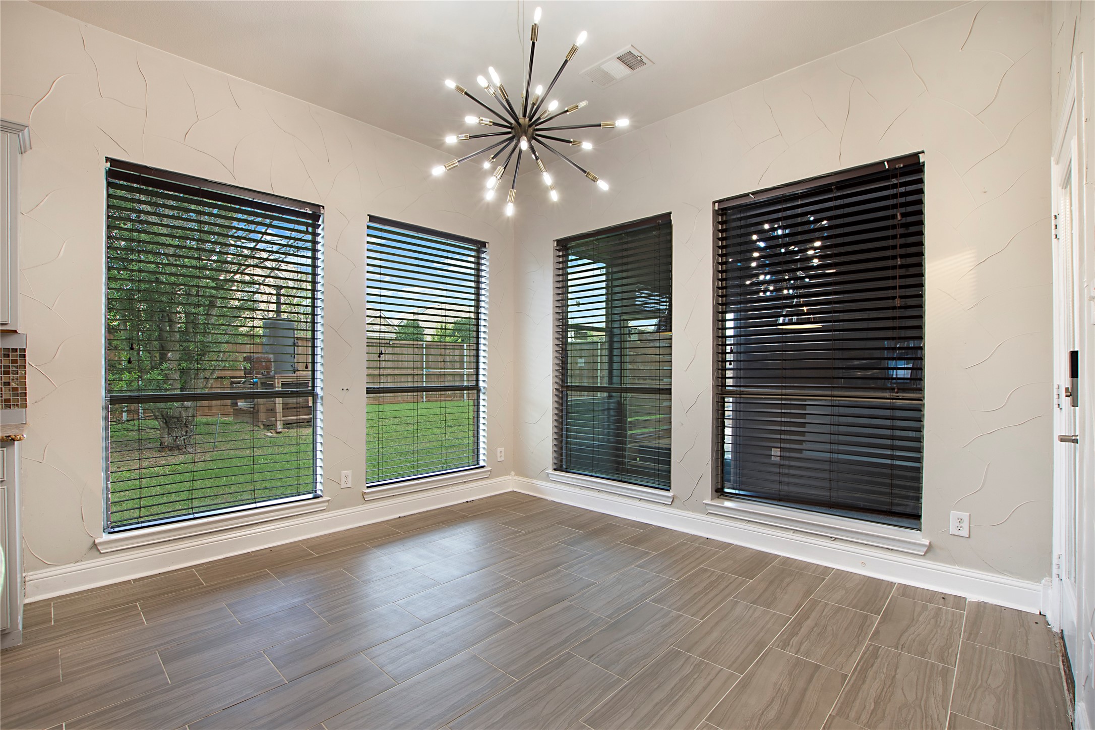 1733 White Cap Court