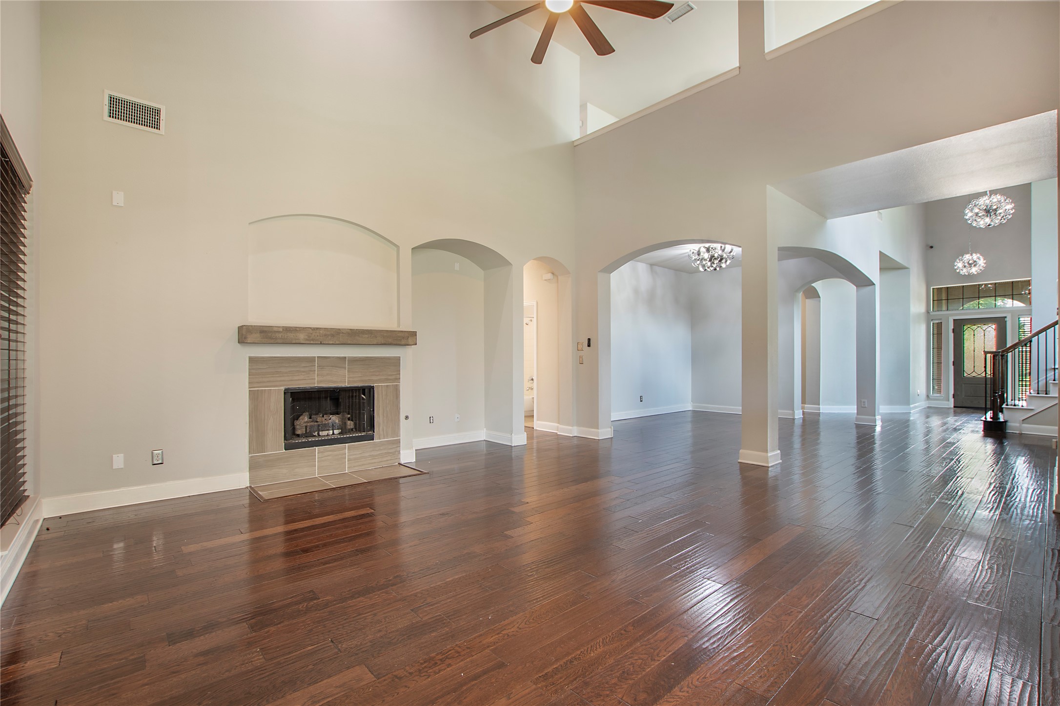 1733 White Cap Court