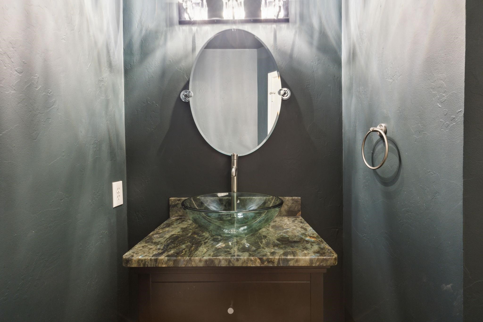 1800 Villanova Drive