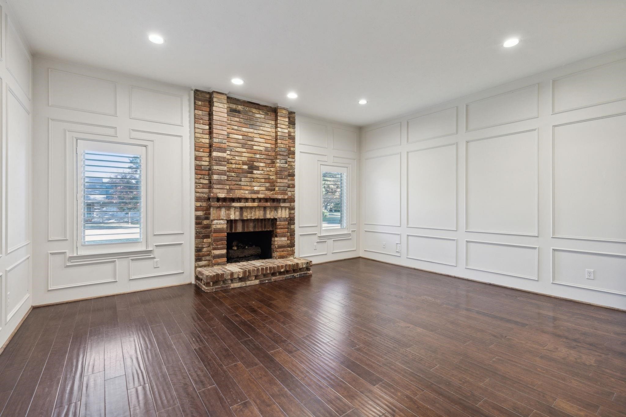 1800 Villanova Drive