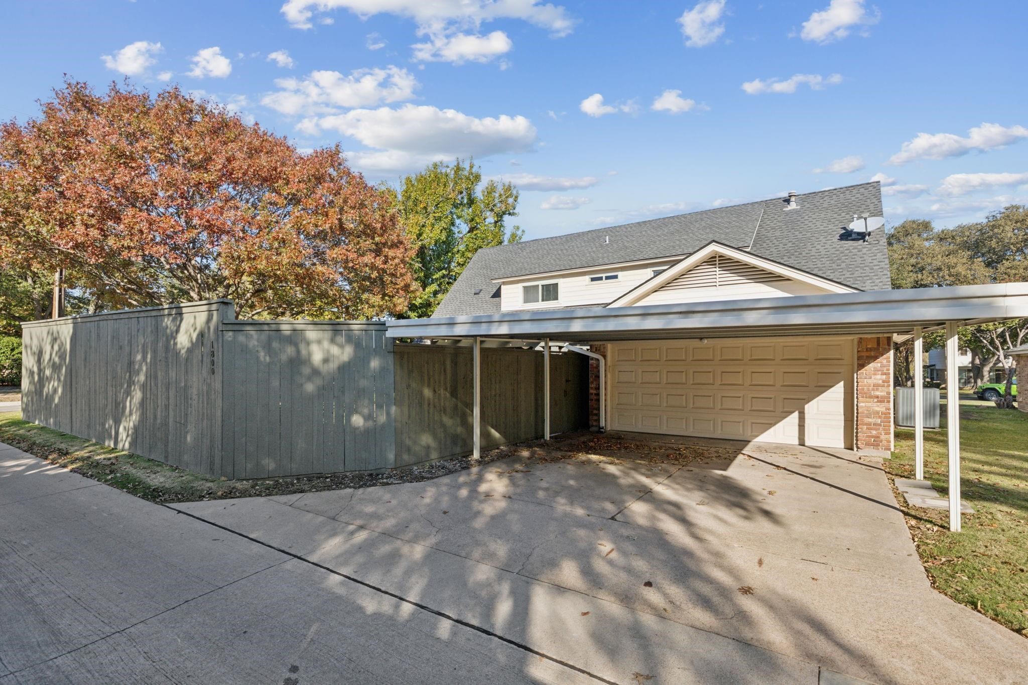 1800 Villanova Drive