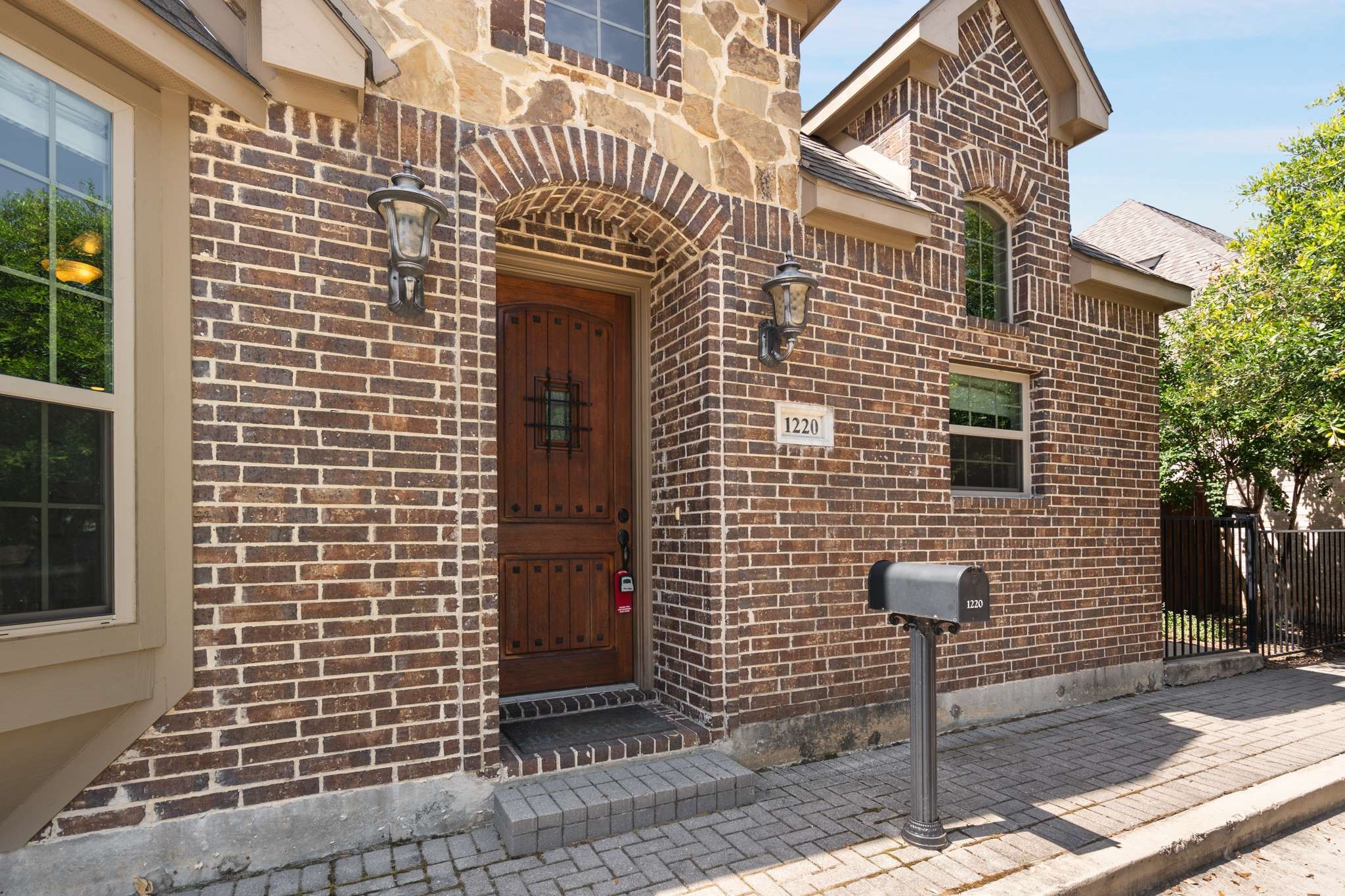 1220 Prescott Street