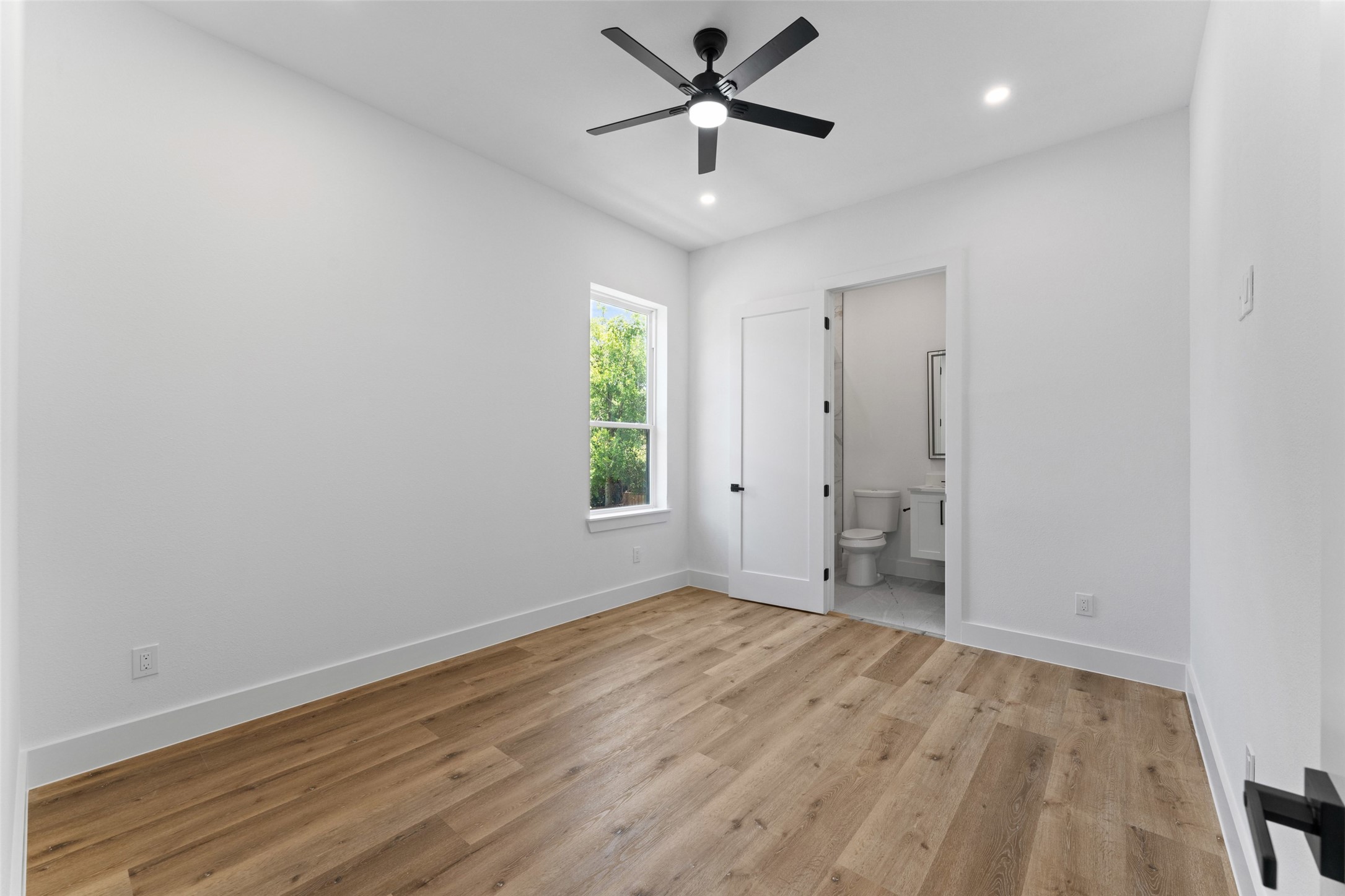 2826 Rochester Street