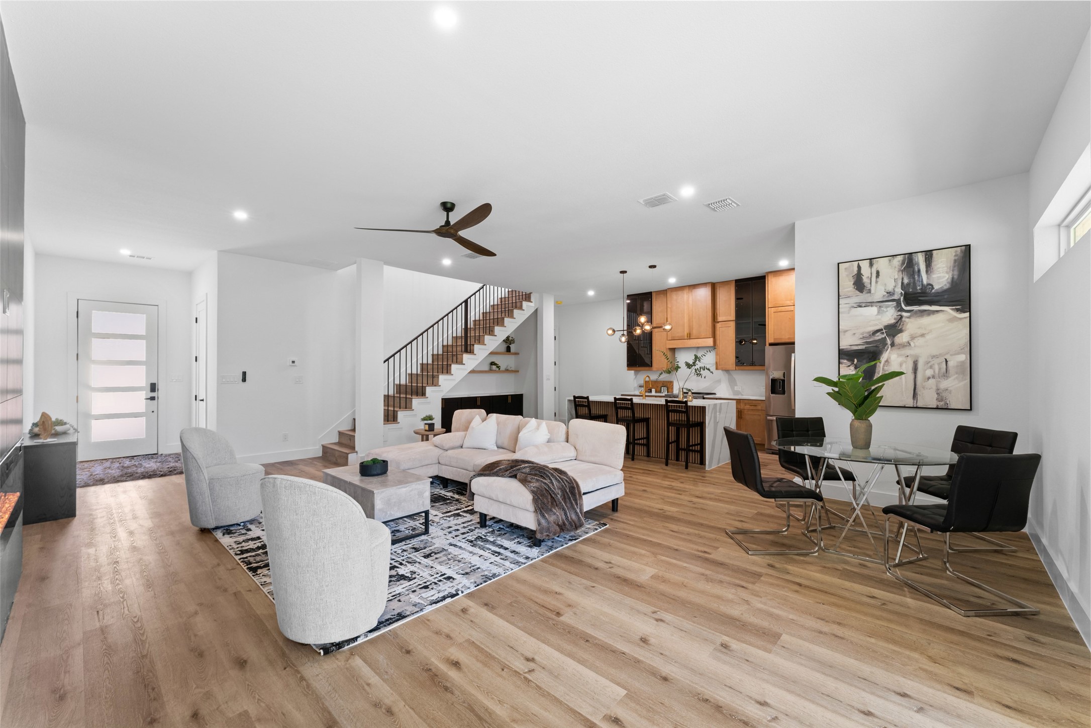 2826 Rochester Street