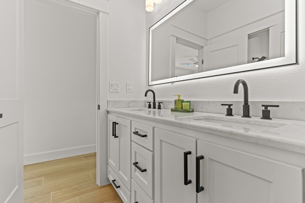 260 Cottonwood Cottonwood