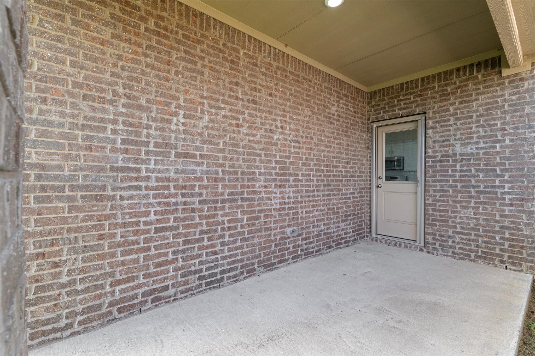 1231 Sequoia Lane