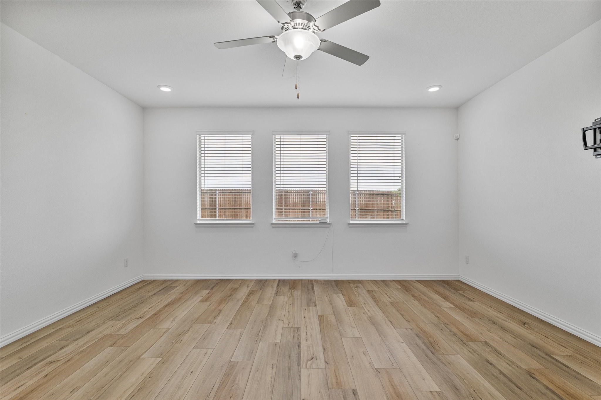 1231 Sequoia Lane