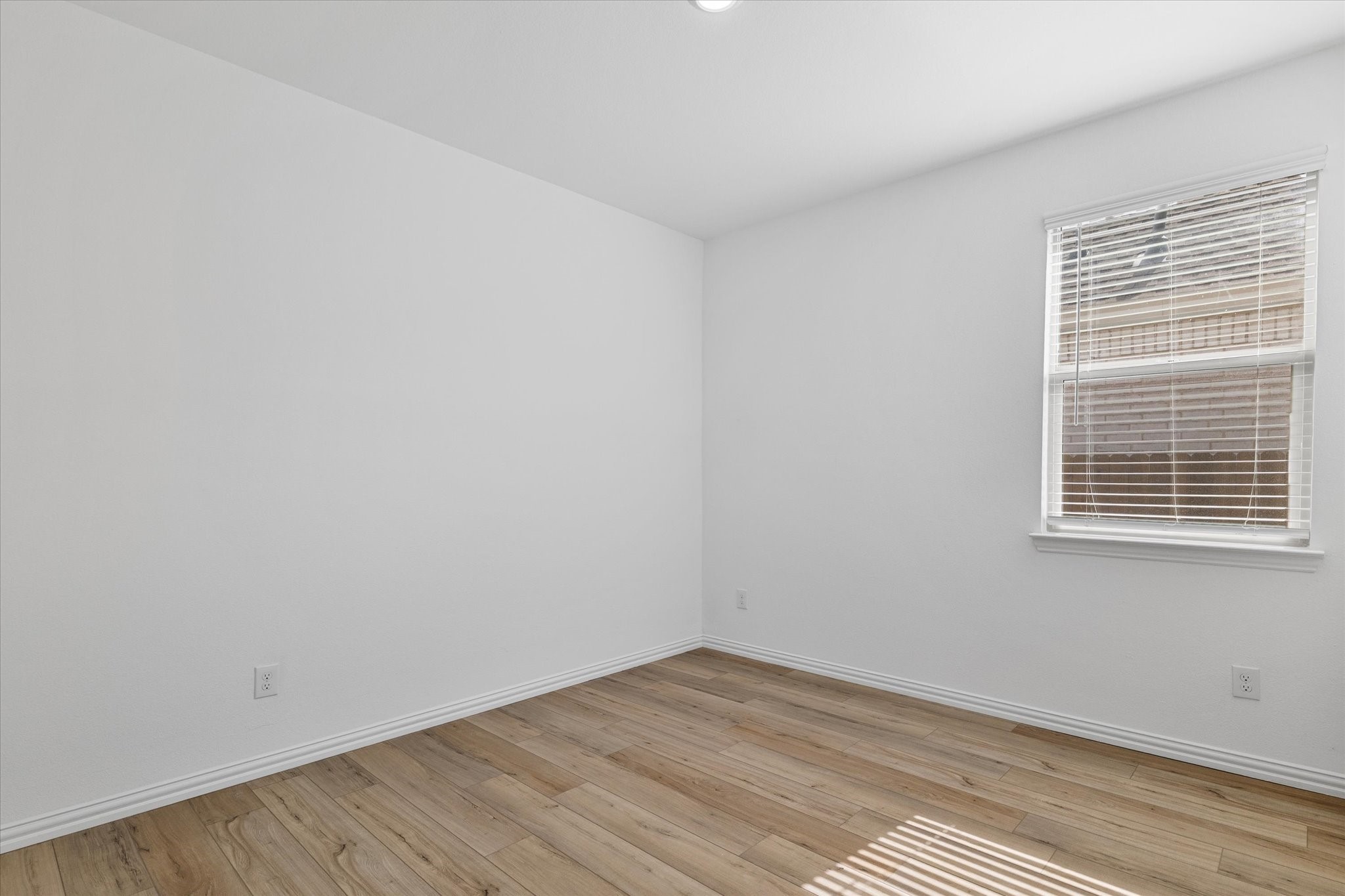 1231 Sequoia Lane