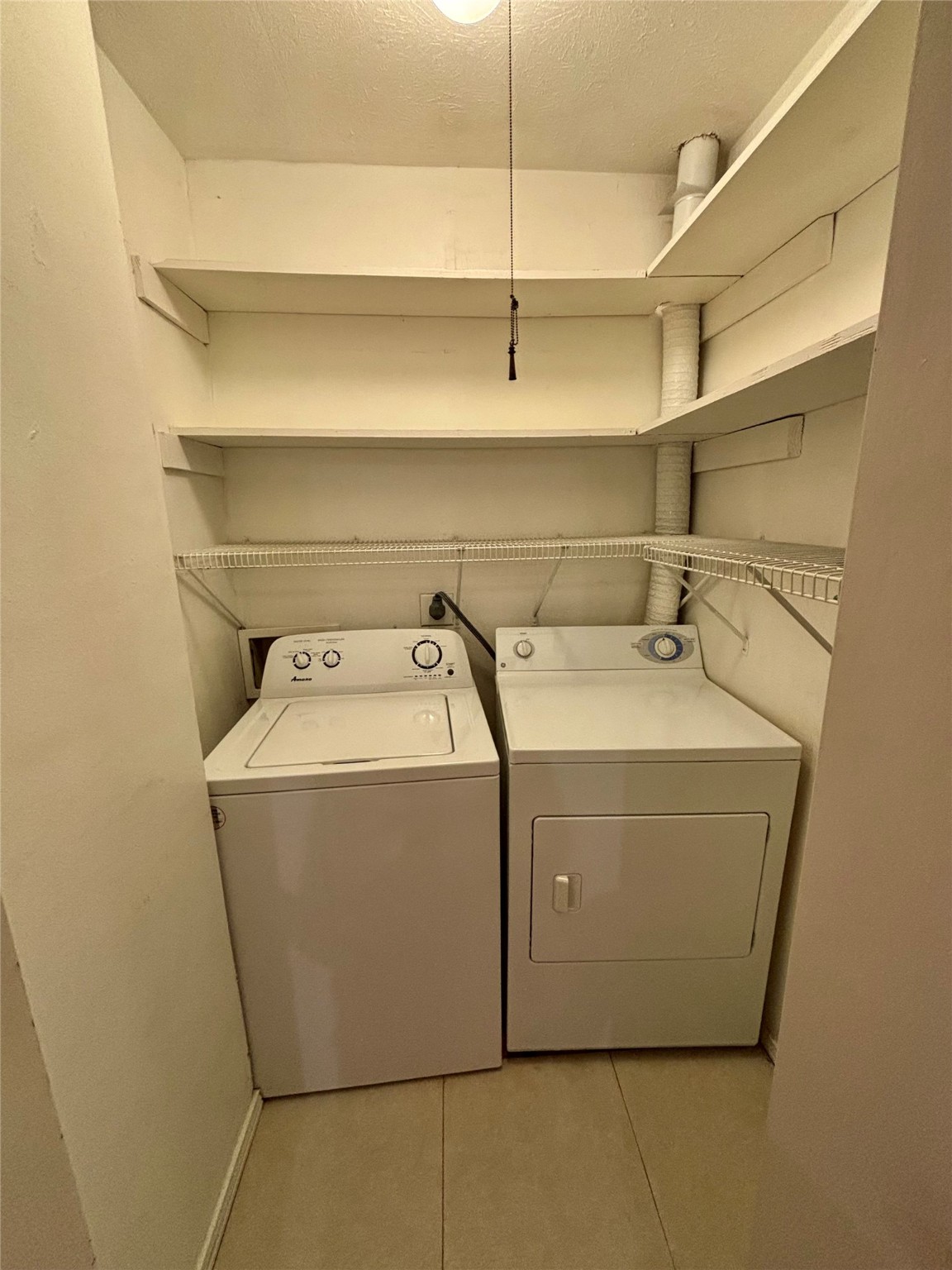 4211 Newton Avenue 209