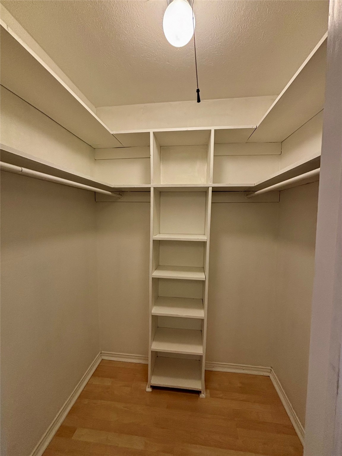 4211 Newton Avenue 209