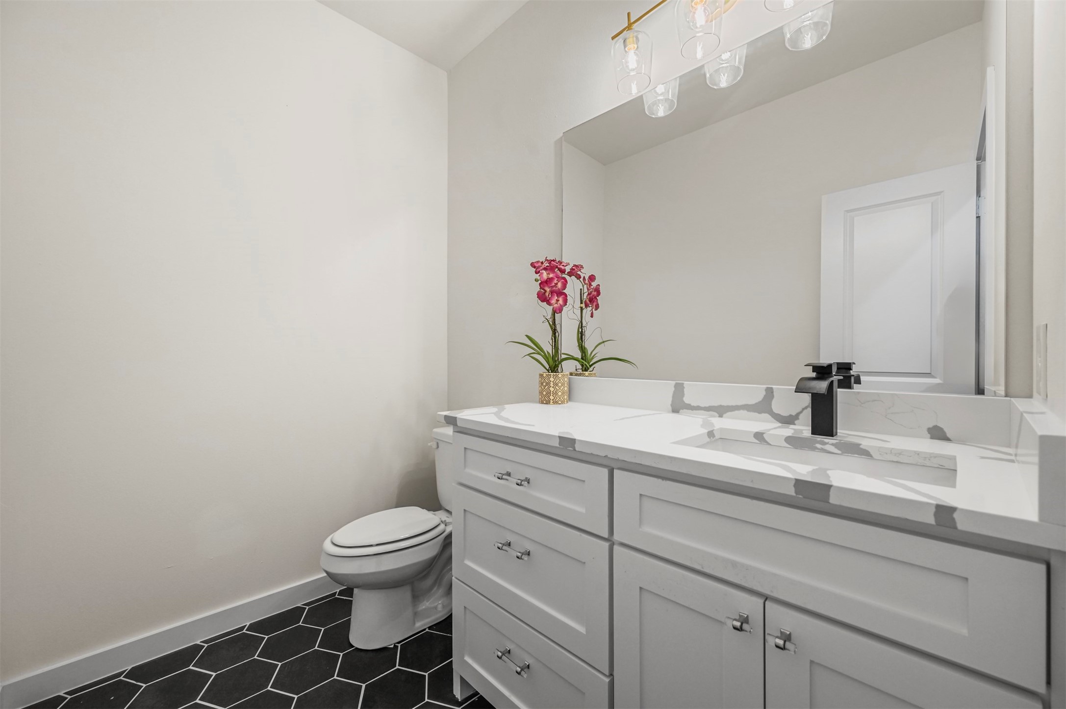 4525 Garrison Avenue