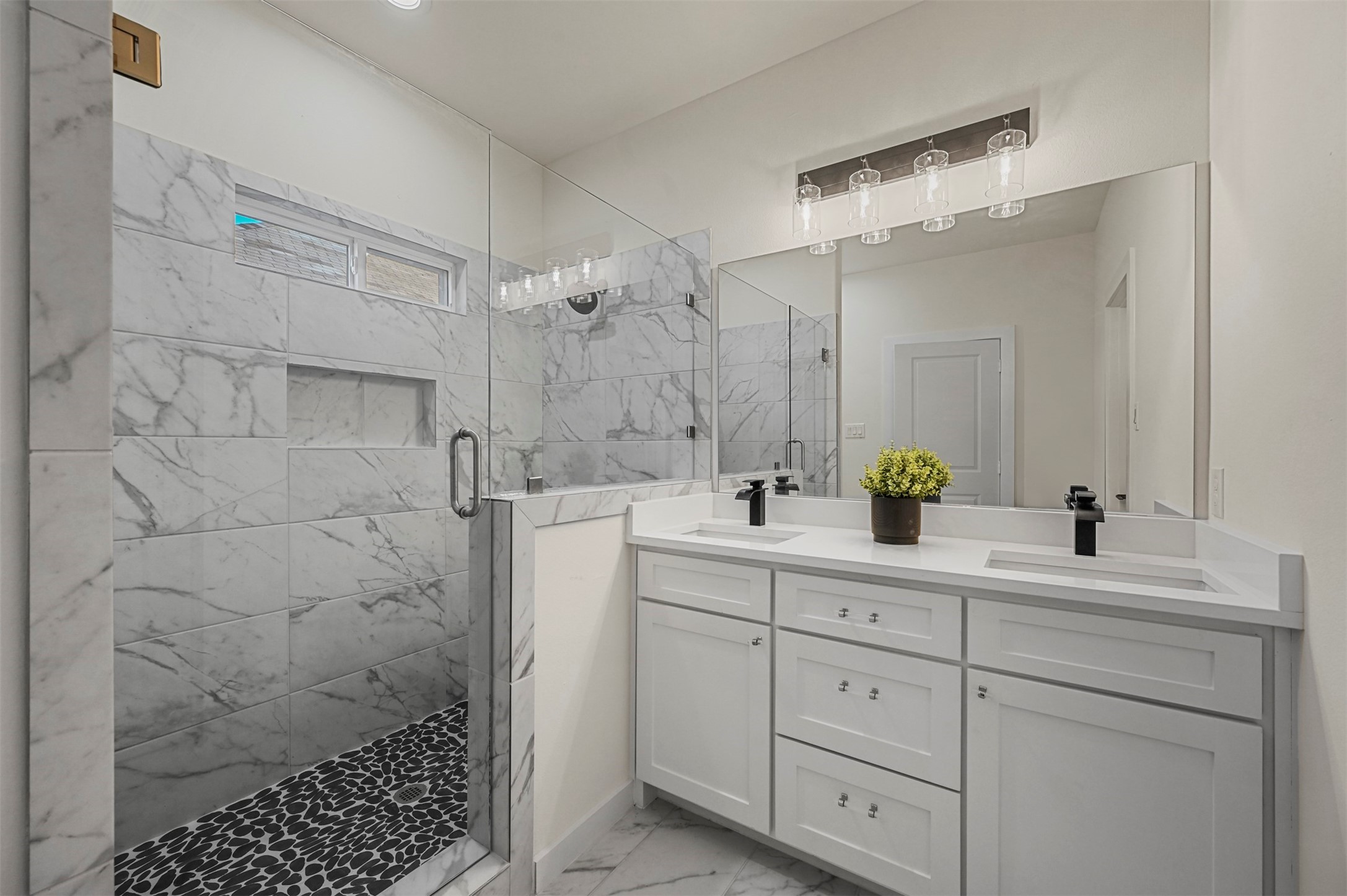 4525 Garrison Avenue