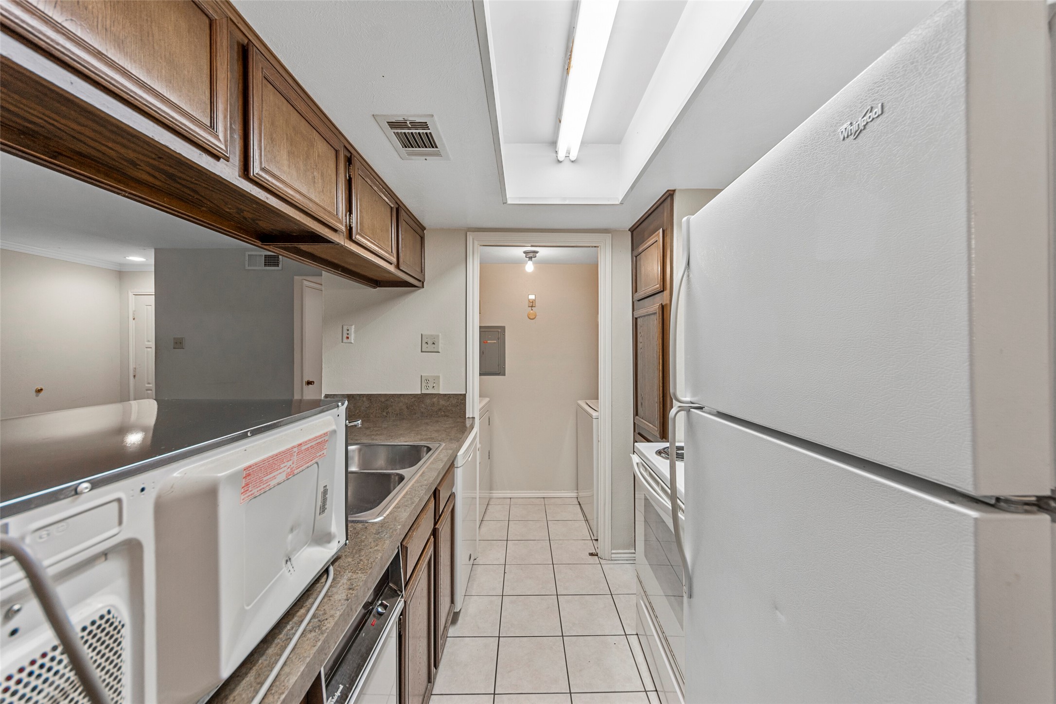 5809 Marvin Loving Drive 510