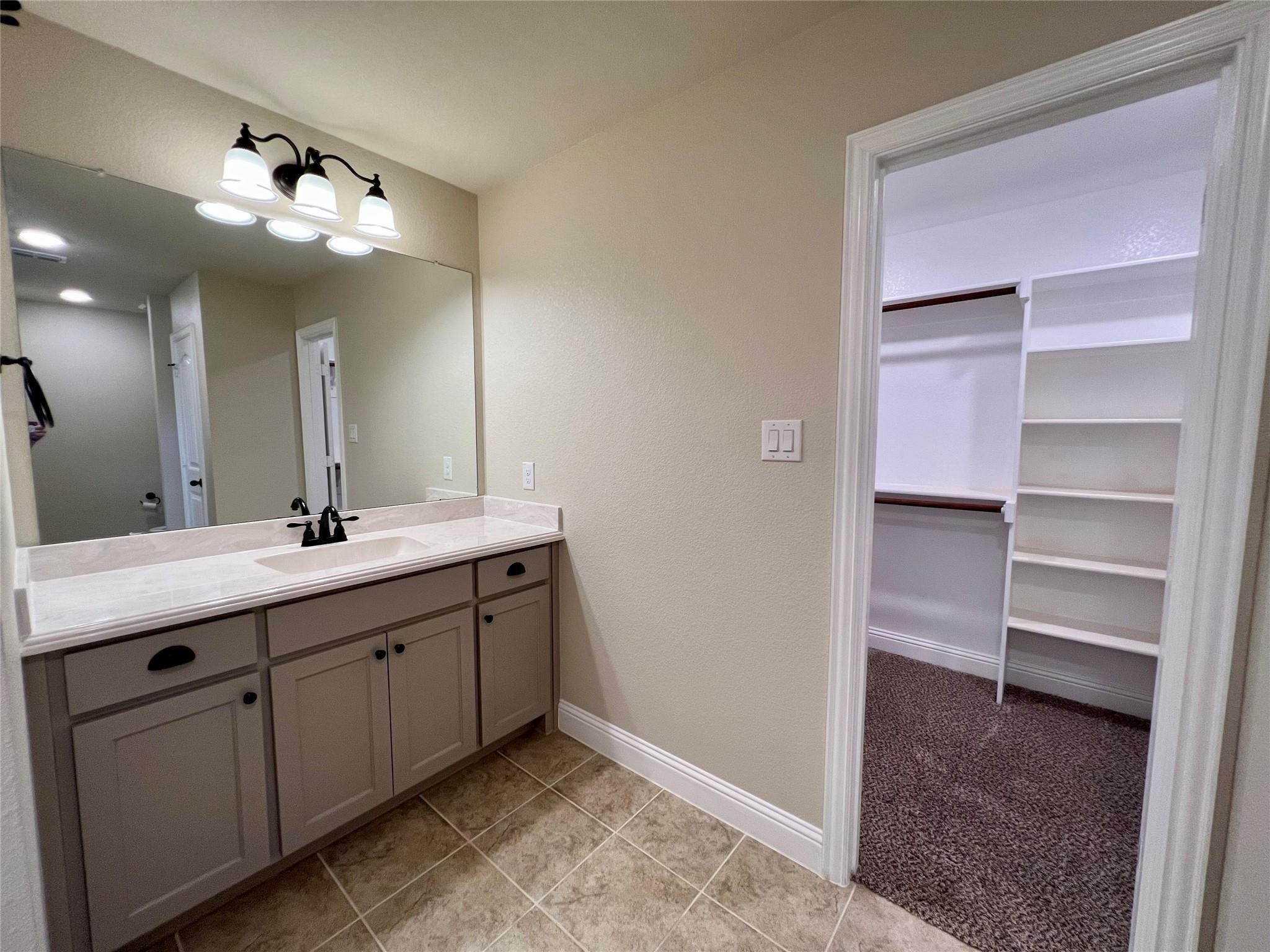 4010 Bridle Path Lane