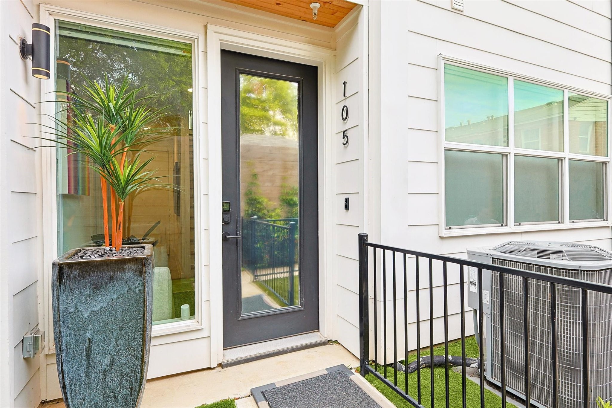 2912 Raleigh Street 105