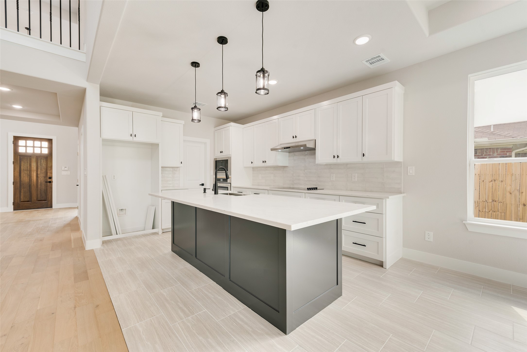 6810 Windward View Drive