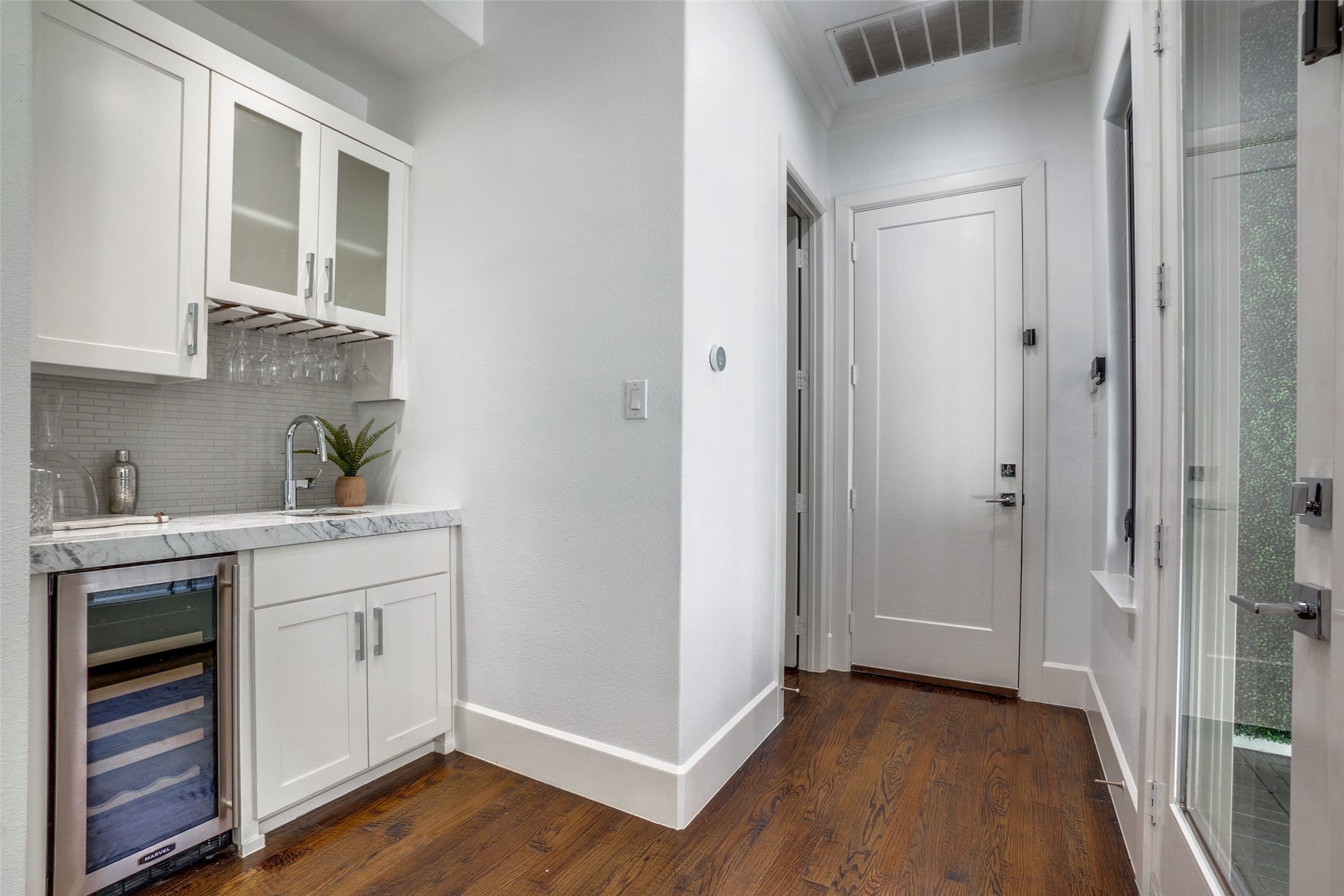 3441 Granada Avenue